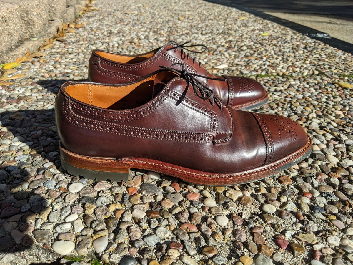 Photo by patinathunderdome on February 5, 2022 of the Alden Atom Blucher in Horween Color 8 Shell Cordovan.