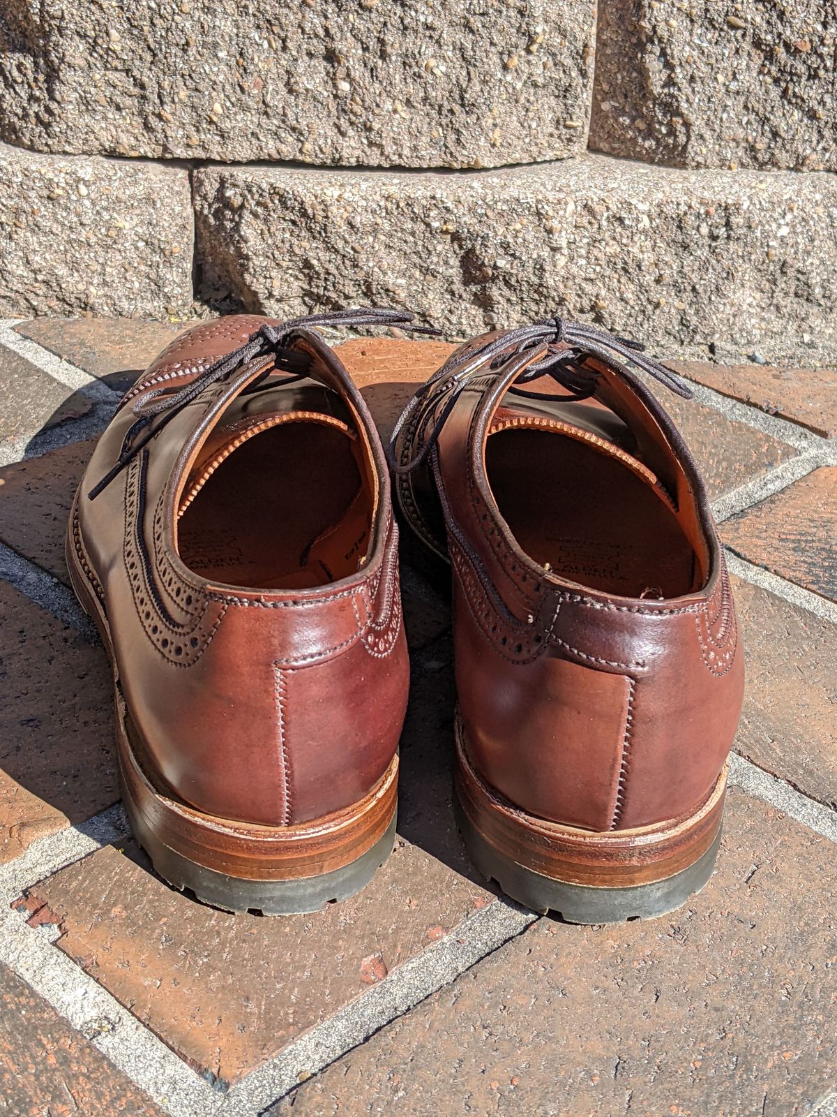 Photo by patinathunderdome on March 1, 2022 of the Alden Atom Blucher in Horween Color 8 Shell Cordovan.