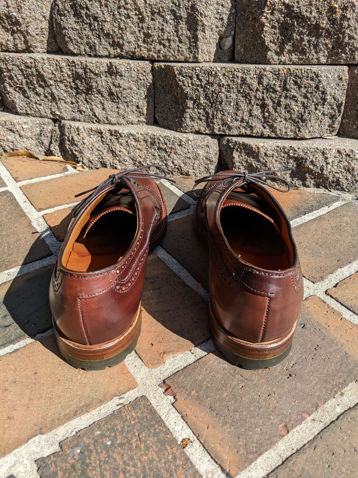 Photo by patinathunderdome on April 3, 2022 of the Alden Atom Blucher in Horween Color 8 Shell Cordovan.