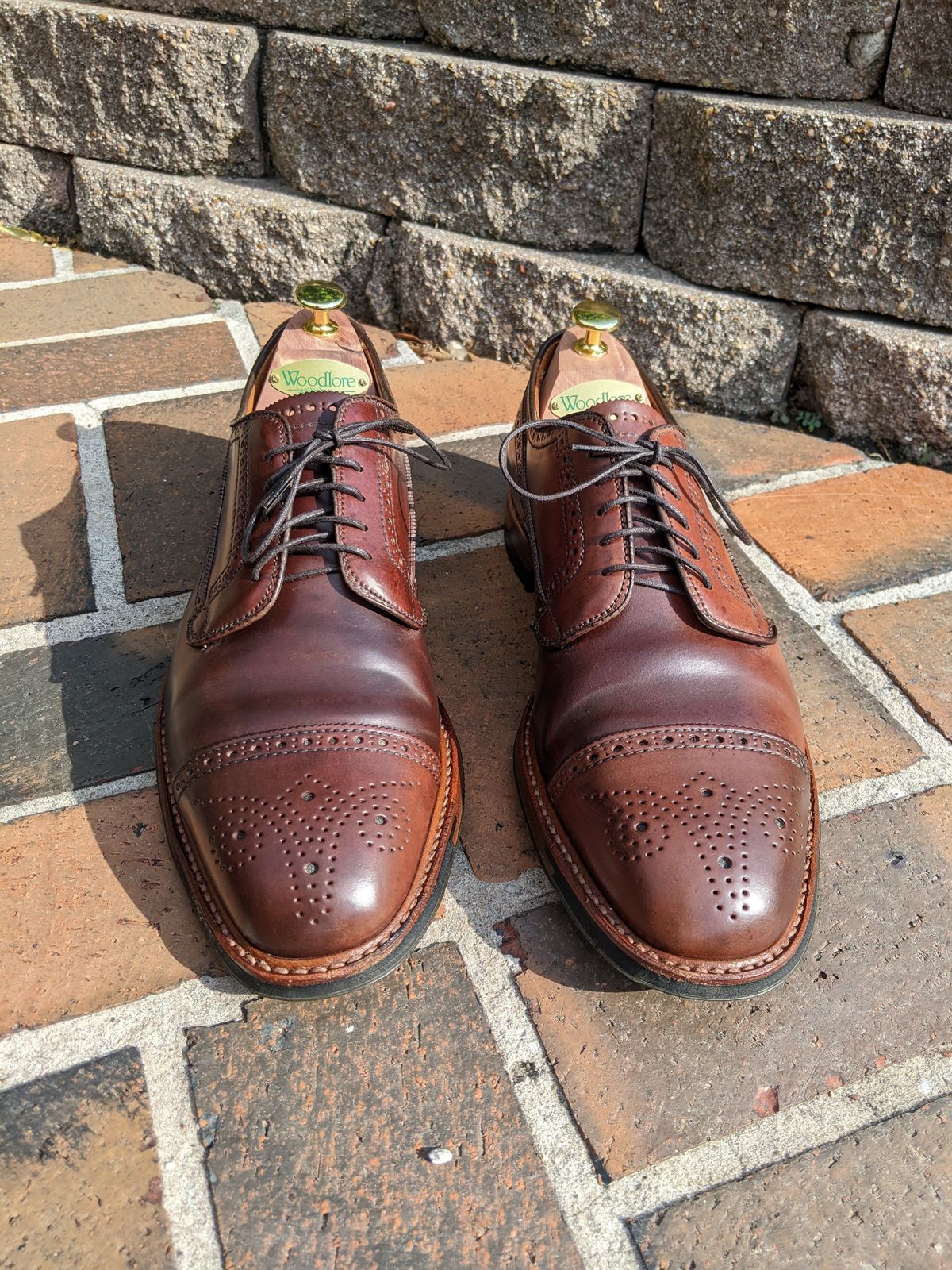 Photo by patinathunderdome on May 4, 2022 of the Alden Atom Blucher in Horween Color 8 Shell Cordovan.