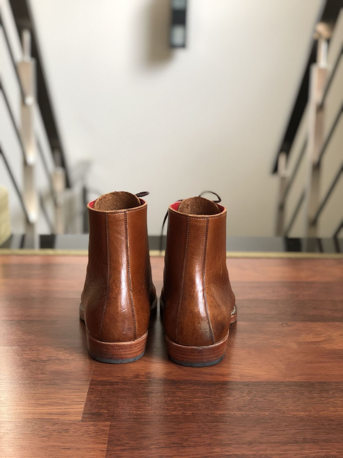 Photo by patinathunderdome on November 5, 2021 of the Benzein TDD-01 Boot in Shinki Brown Oiled Horsebutt.