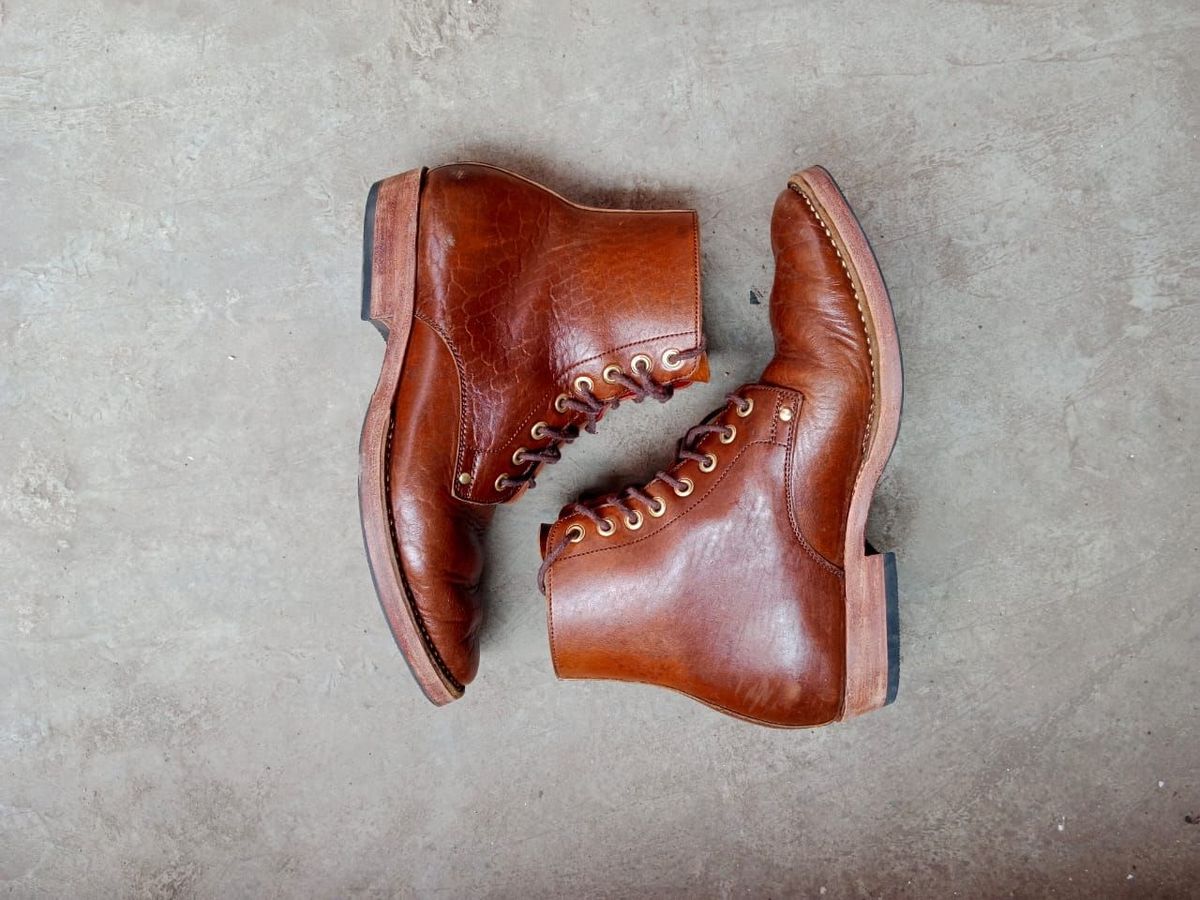 Photo by patinathunderdome on February 5, 2022 of the Benzein TDD-01 Boot in Shinki Brown Oiled Horsebutt.