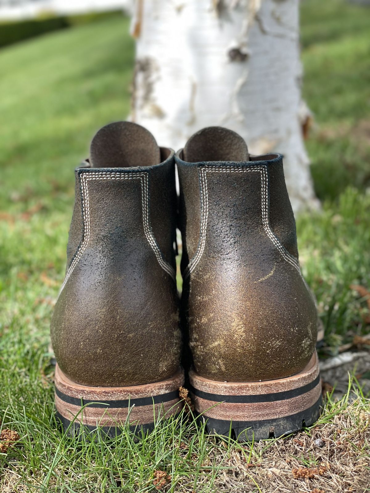 Photo by patinathunderdome on May 4, 2022 of the Viberg Boondocker in Horween Olive Waxed Flesh.