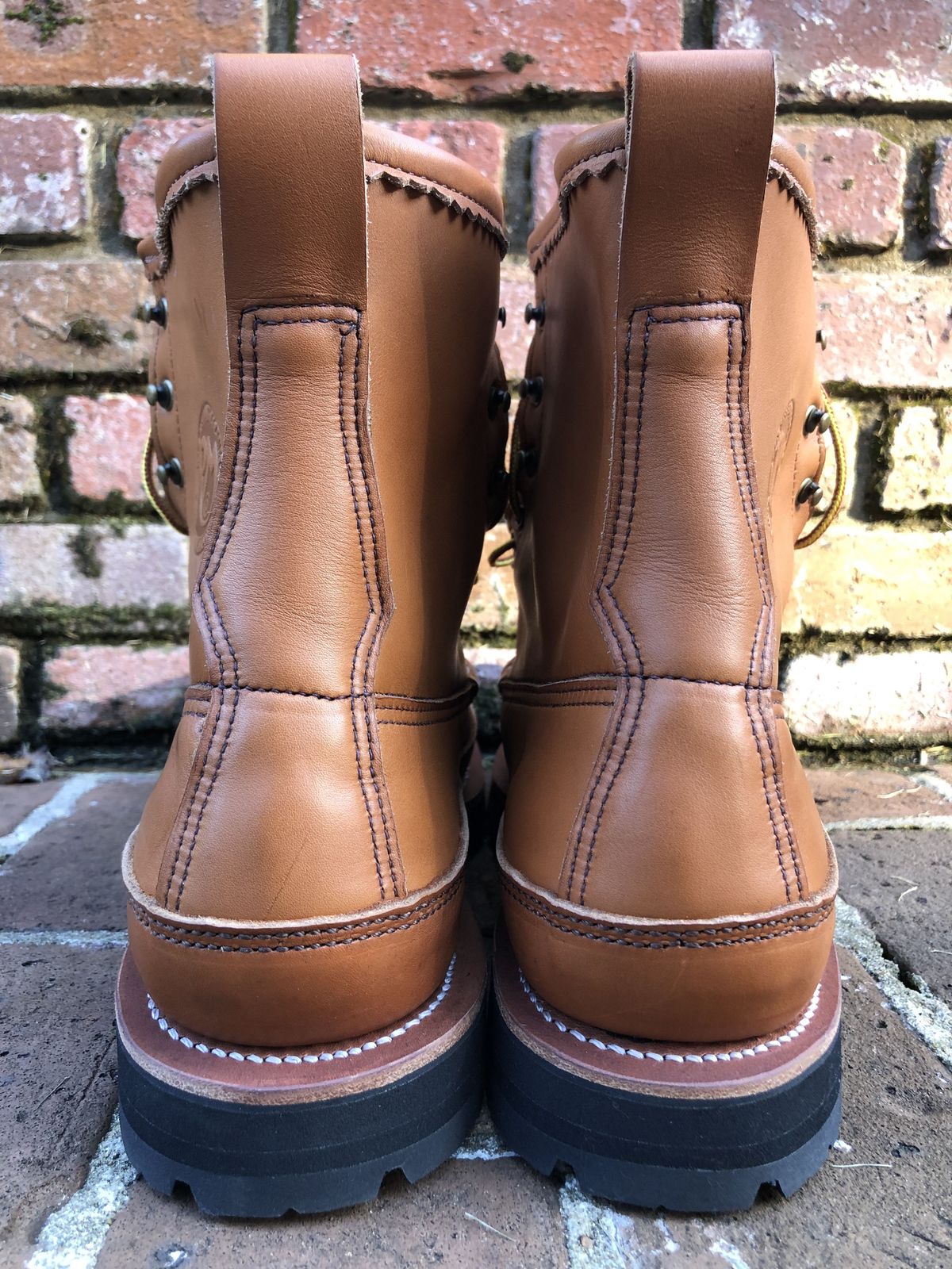 Photo by patinathunderdome on September 30, 2021 of the Russell Moccasin Co. Bird Shooter in Tanneries Haas Tan French Veal.