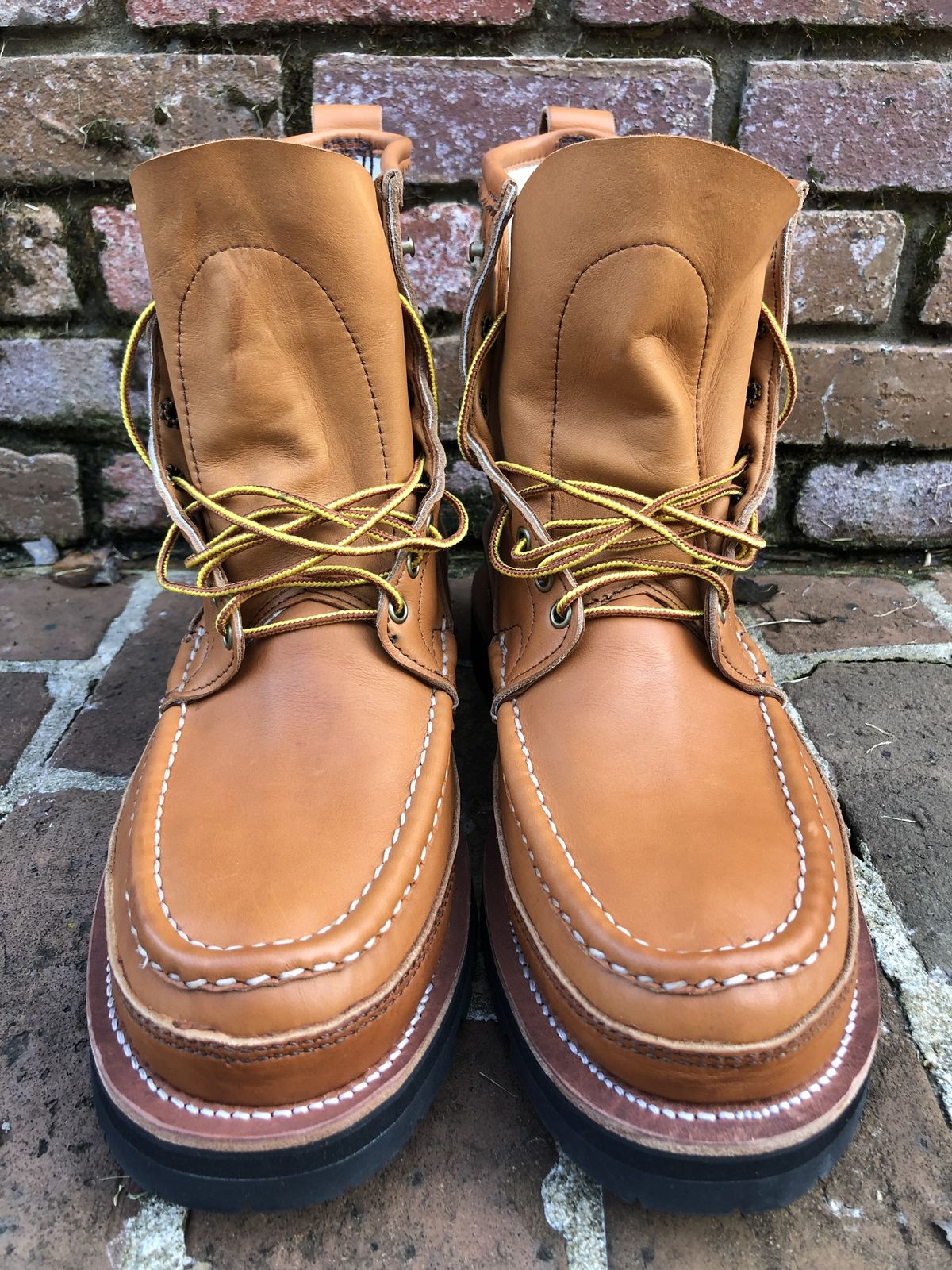 Photo by patinathunderdome on September 30, 2021 of the Russell Moccasin Co. Bird Shooter in Tanneries Haas Tan French Veal.