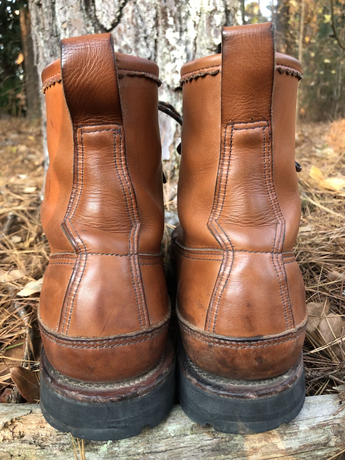 Photo by patinathunderdome on December 1, 2021 of the Russell Moccasin Co. Bird Shooter in Tanneries Haas Tan French Veal.