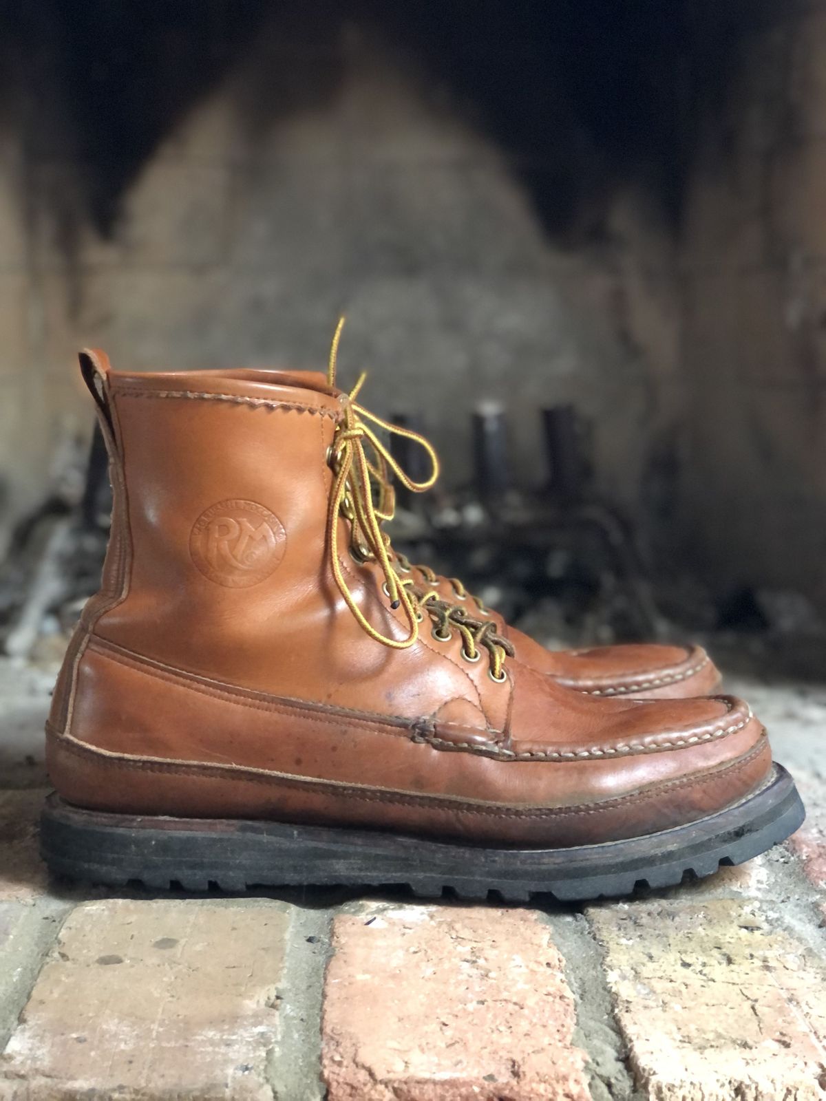 Photo by patinathunderdome on January 1, 2022 of the Russell Moccasin Co. Bird Shooter in Tanneries Haas Tan French Veal.