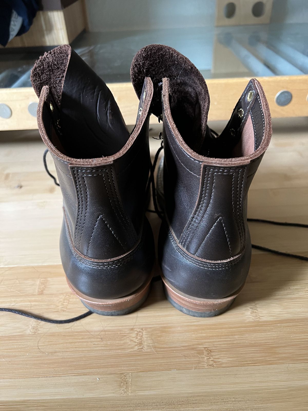 Photo by patinathunderdome on November 5, 2021 of the White's Bounty Hunter in Seidel Brown Oil Tan.