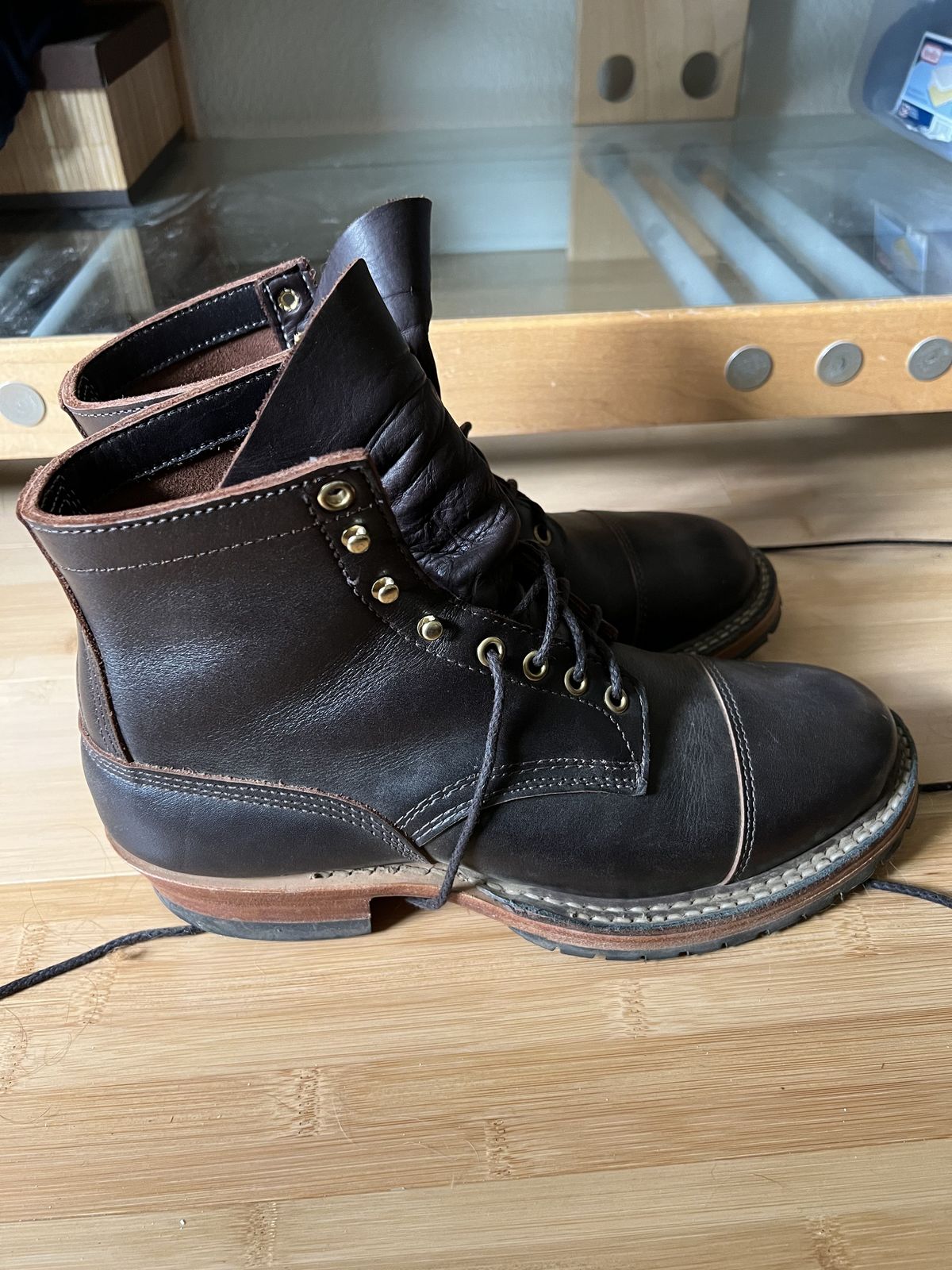 Photo by patinathunderdome on November 5, 2021 of the White's Bounty Hunter in Seidel Brown Oil Tan.