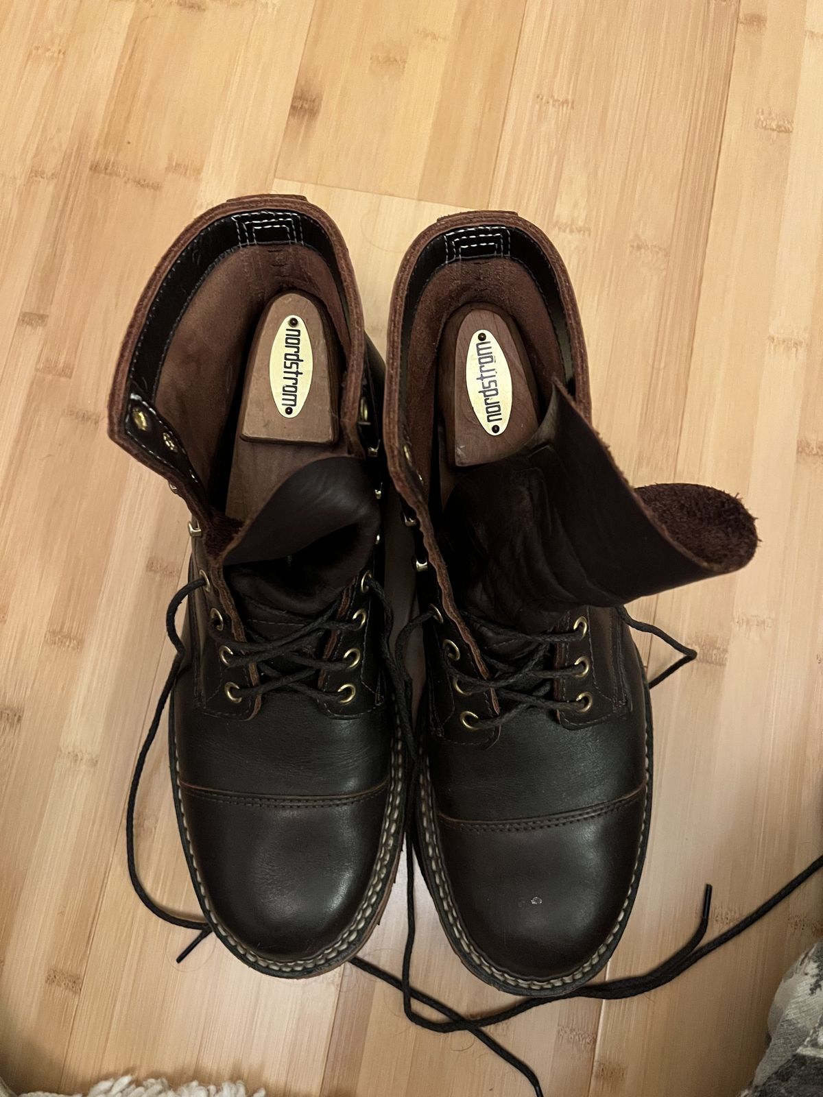 Photo by patinathunderdome on January 2, 2022 of the White's Bounty Hunter in Seidel Brown Oil Tan.