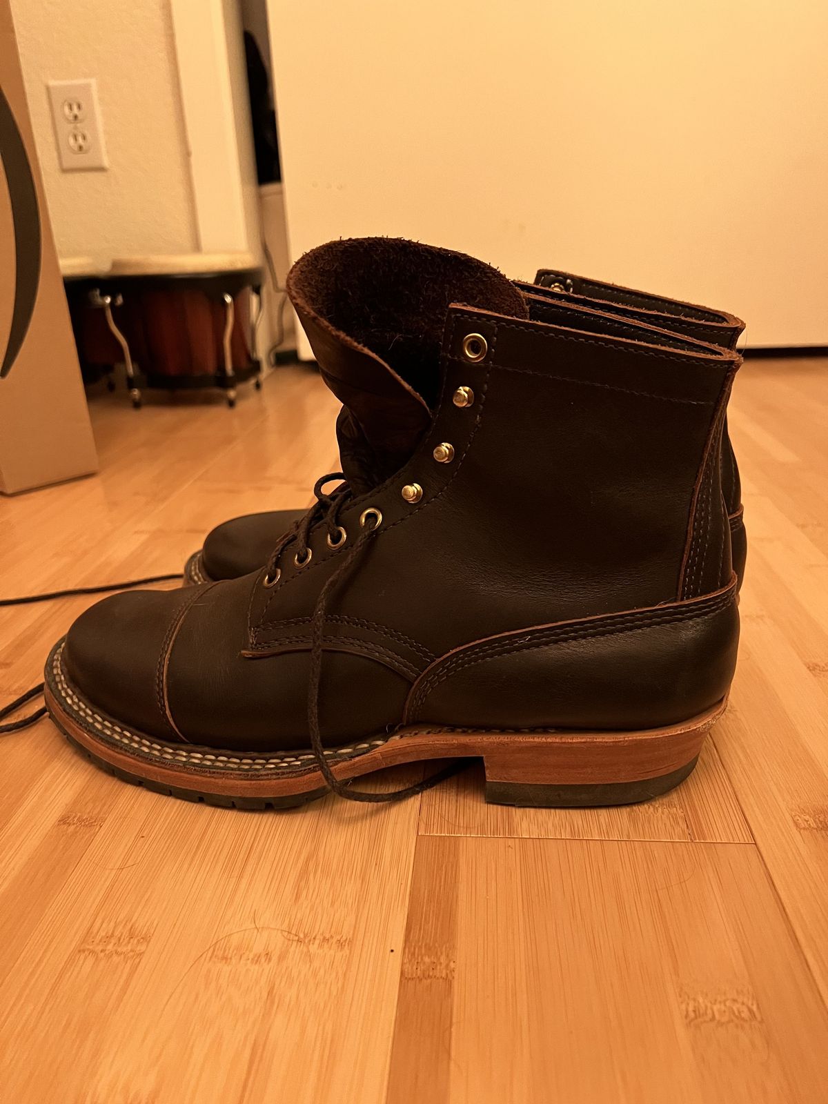 Photo by patinathunderdome on January 2, 2022 of the White's Bounty Hunter in Seidel Brown Oil Tan.