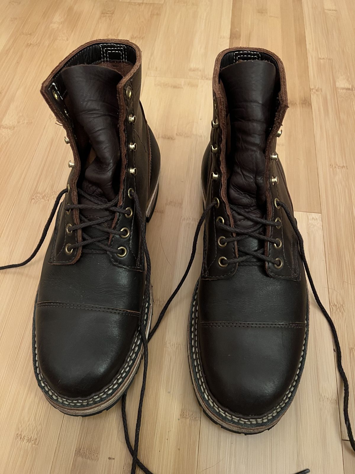 Photo by patinathunderdome on February 2, 2022 of the White's Bounty Hunter in Seidel Brown Oil Tan.