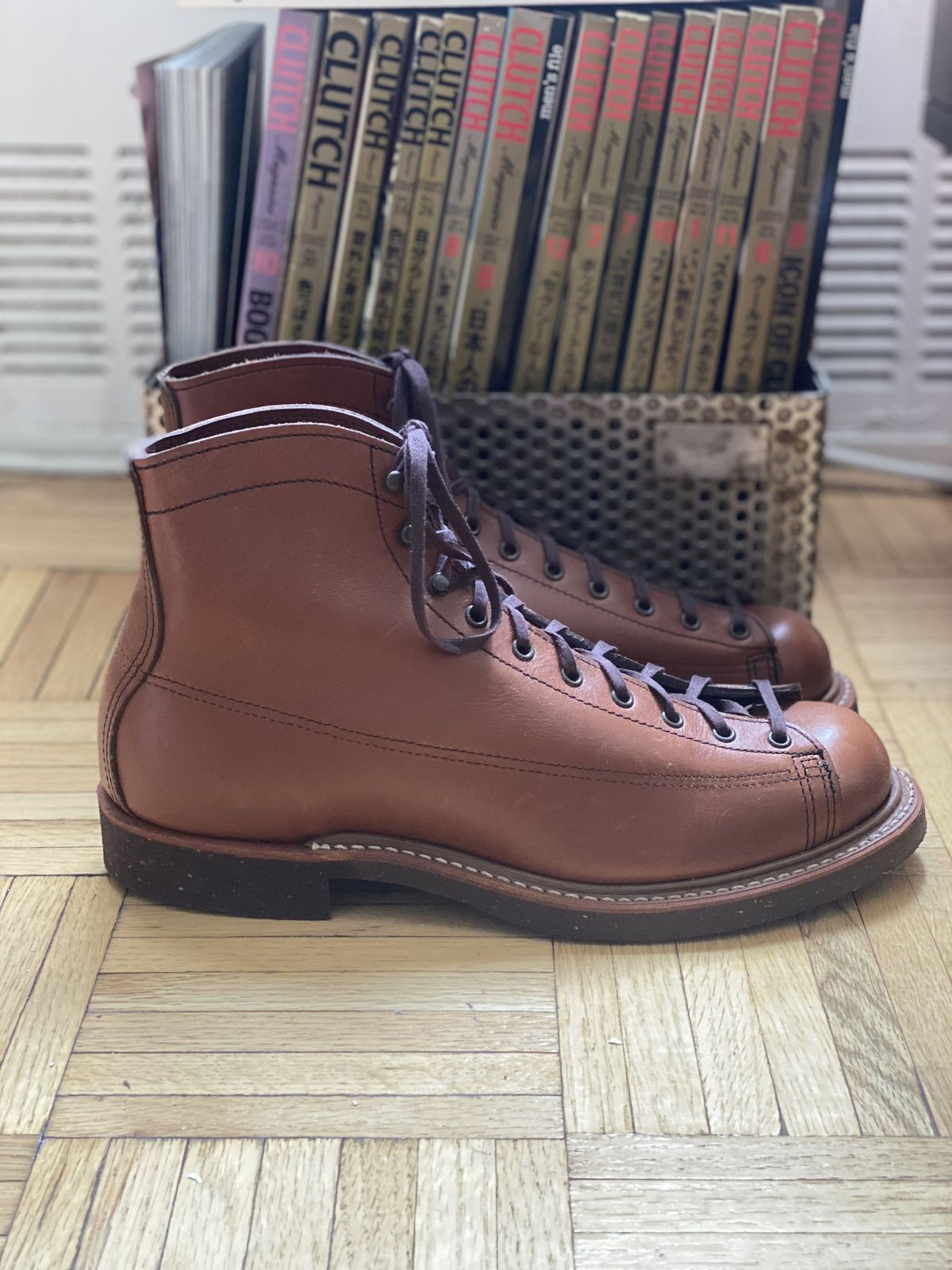 Photo by patinathunderdome on September 30, 2021 of the Red Wing Lineman Boots in S.B. Foot Cigar Retan.