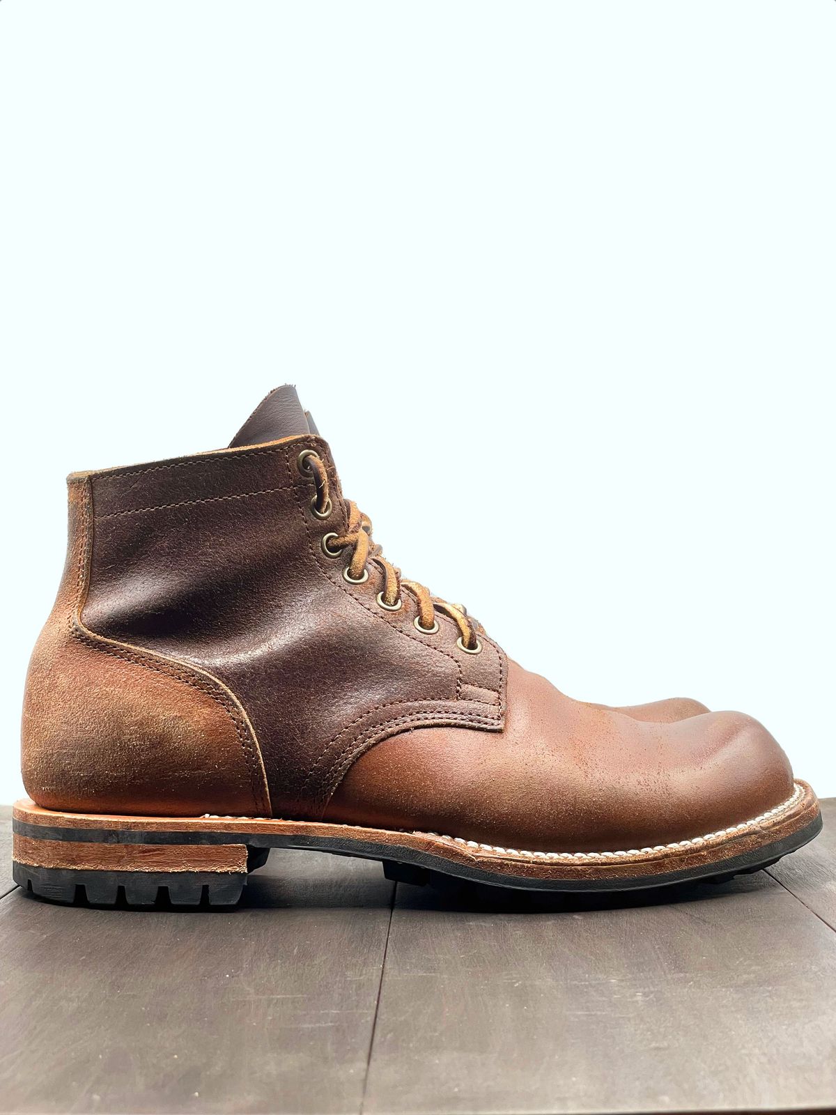 Photo by patinathunderdome on November 3, 2021 of the Viberg Boondocker in Horween Natural Waxed Flesh.