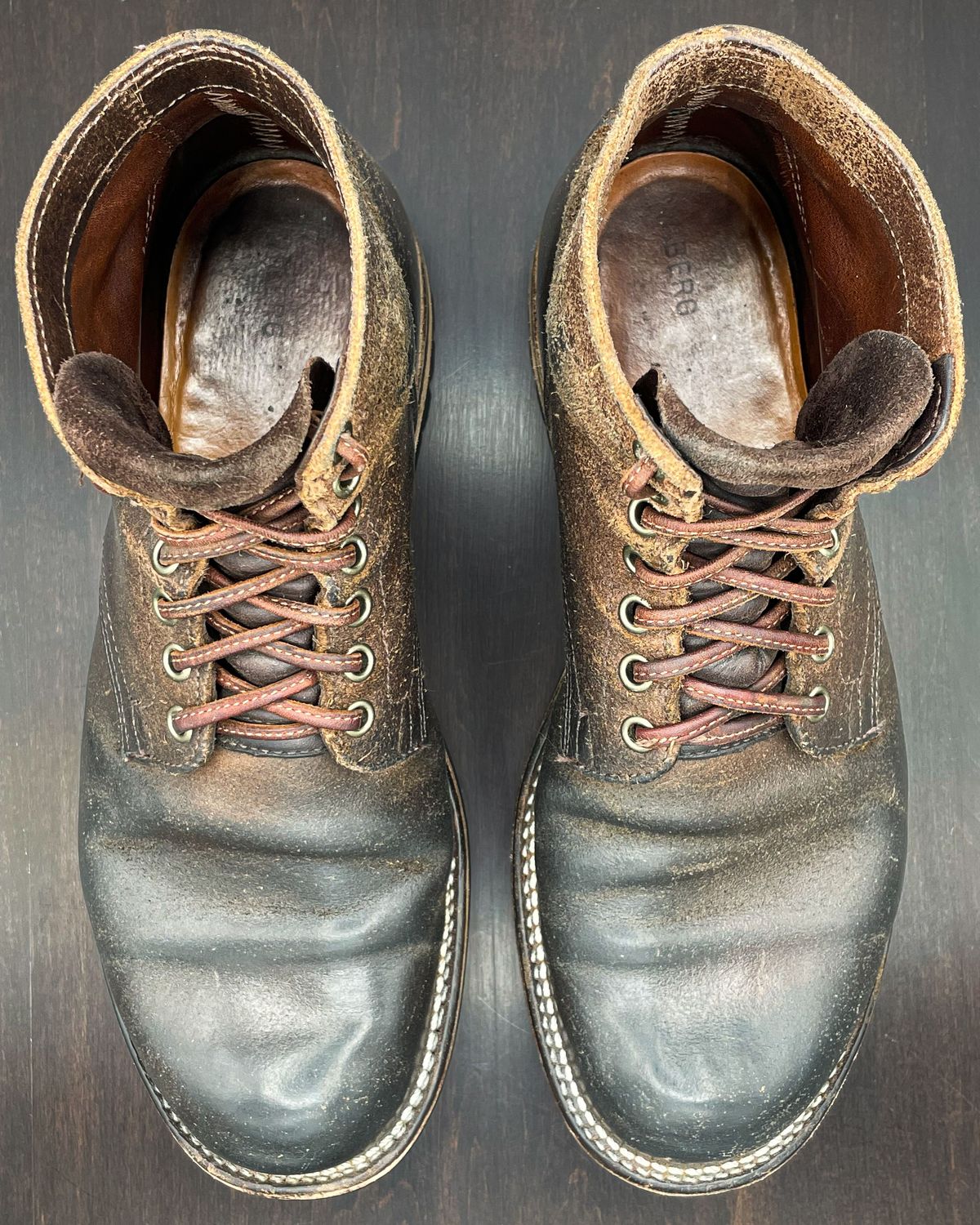 Photo by patinathunderdome on May 5, 2022 of the Viberg Boondocker in Horween Natural Waxed Flesh.