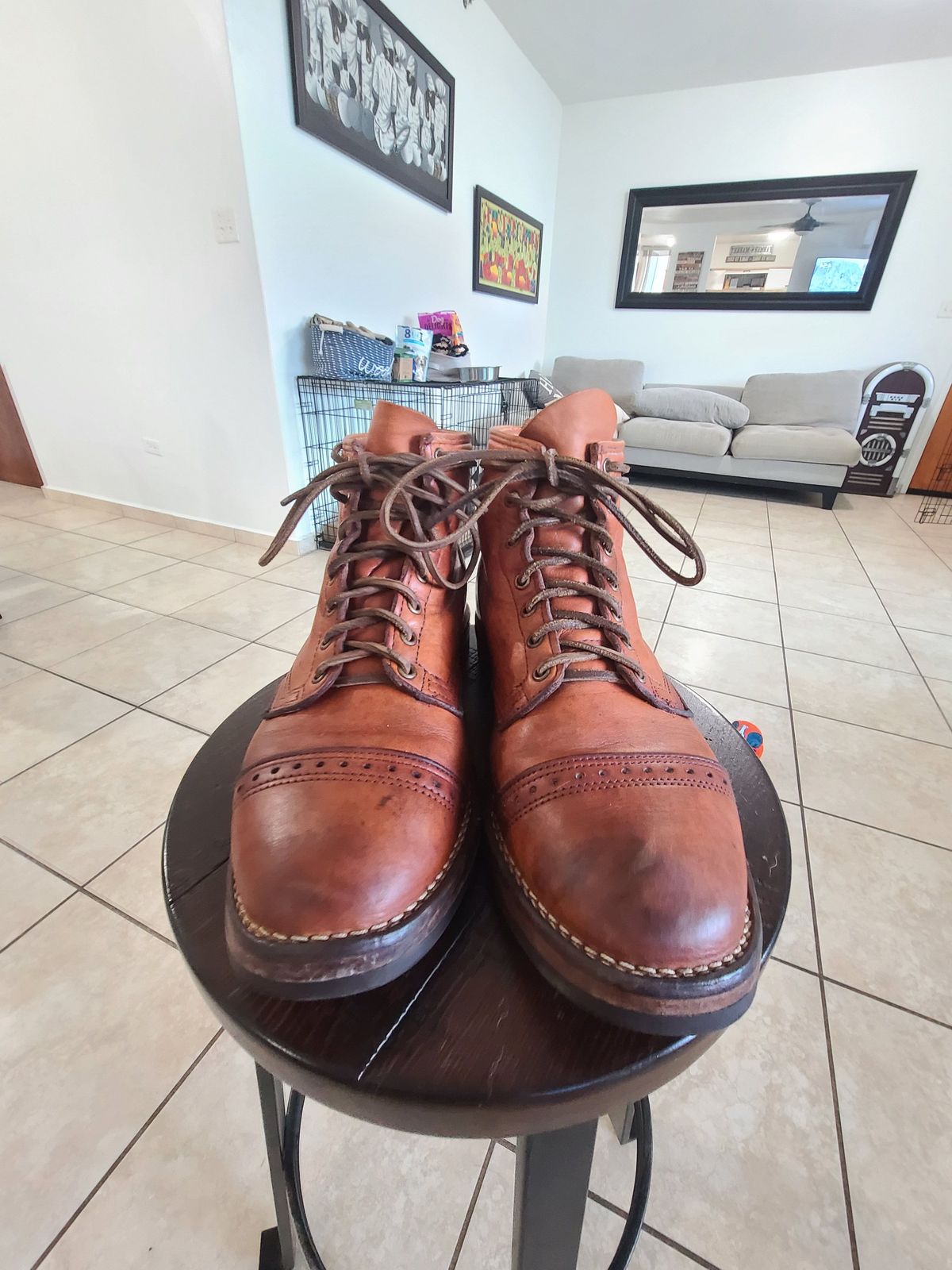 Photo by patinathunderdome on February 6, 2022 of the Wesco Hendrik in Horween Natural Essex.