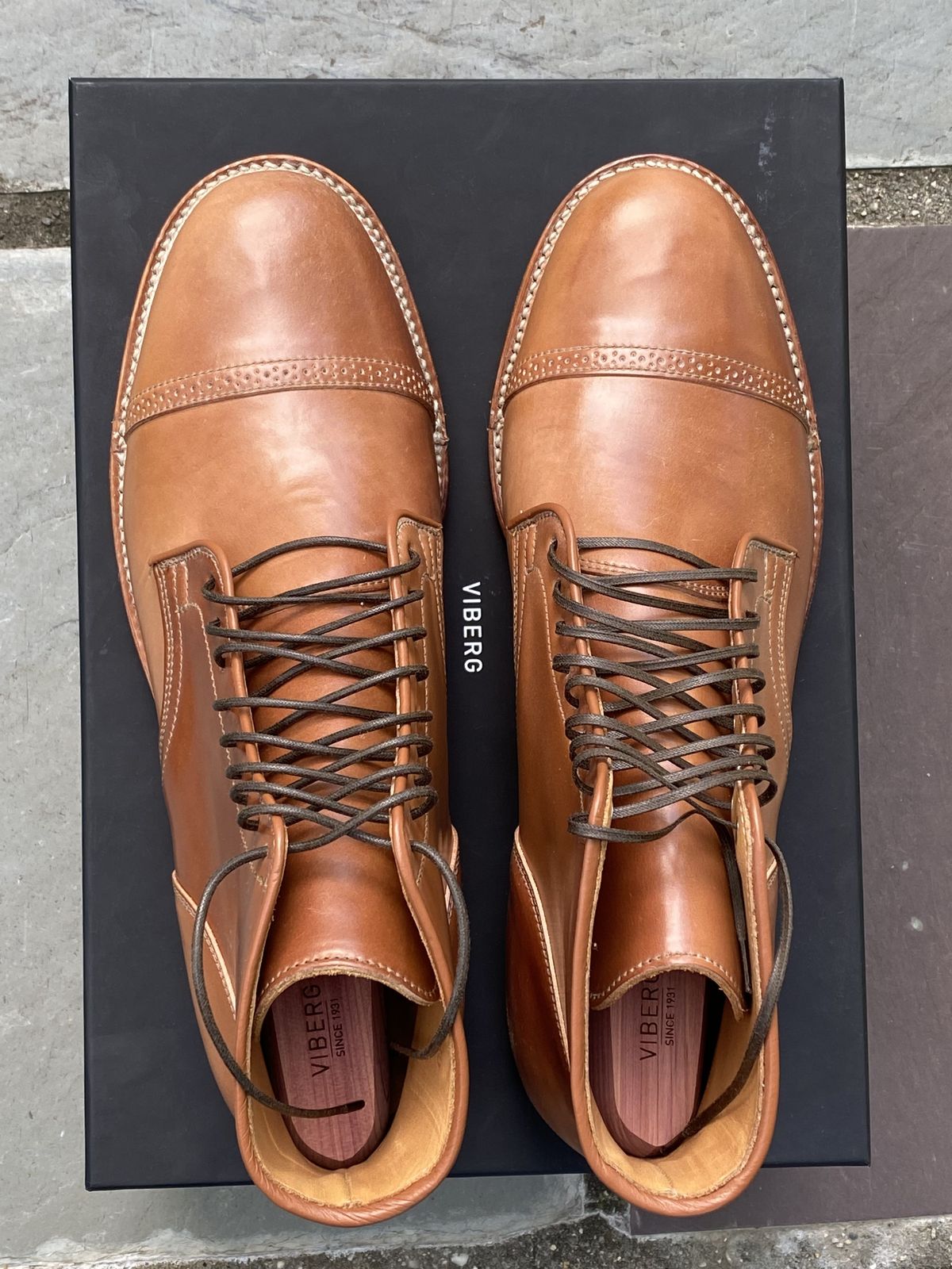 Photo by patinathunderdome on October 3, 2021 of the Viberg Service Boot in Horween Natural Shell Cordovan.