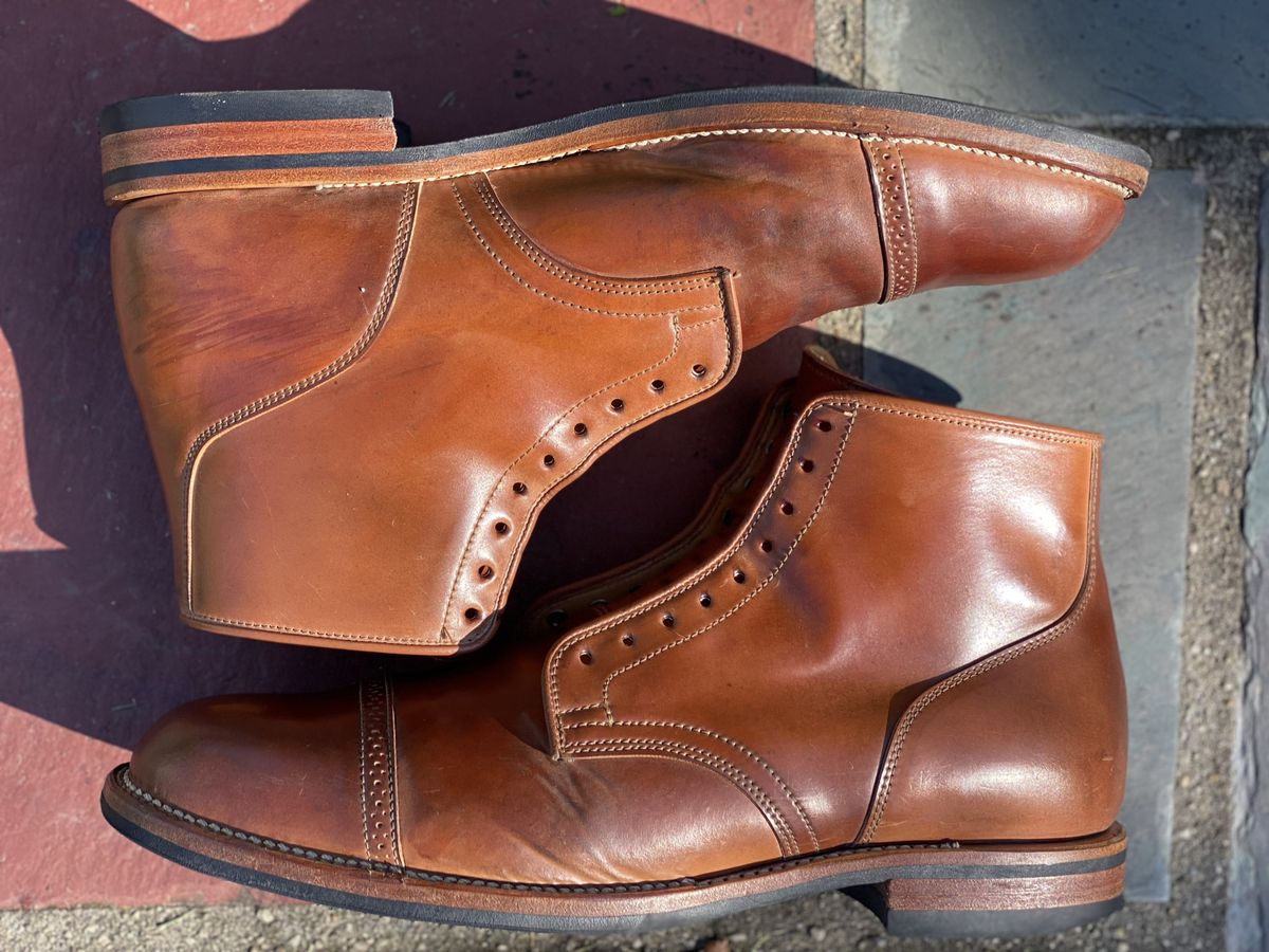 Photo by patinathunderdome on May 5, 2022 of the Viberg Service Boot in Horween Natural Shell Cordovan.