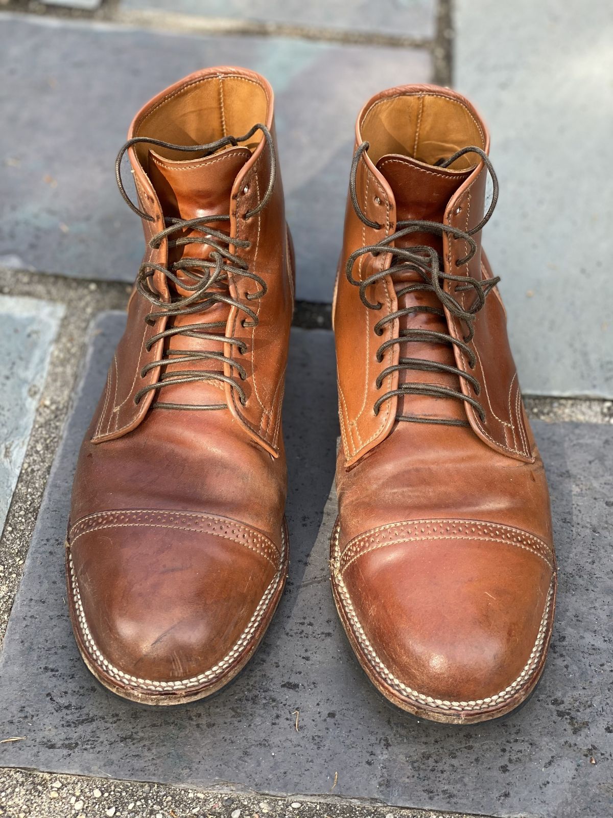 Photo by patinathunderdome on May 5, 2022 of the Viberg Service Boot in Horween Natural Shell Cordovan.