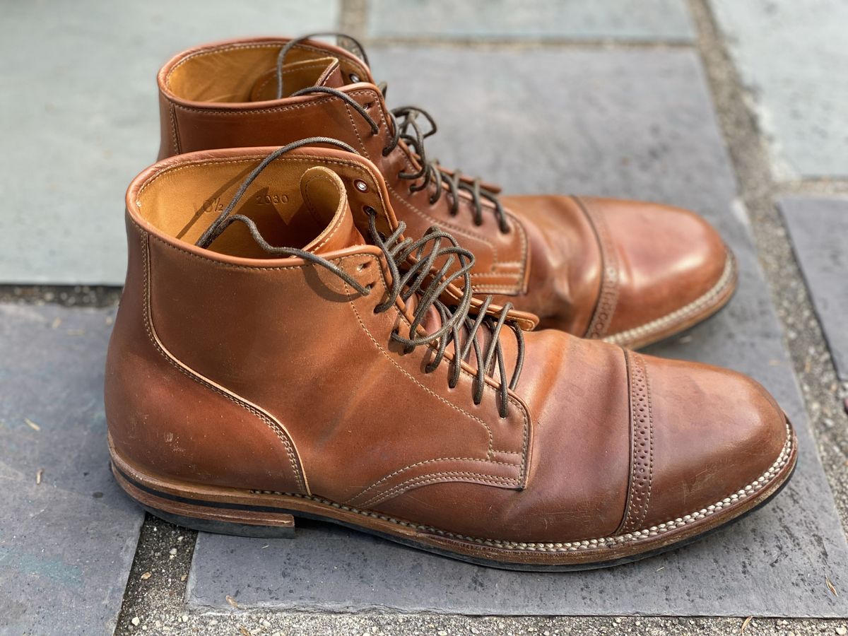 Photo by patinathunderdome on May 5, 2022 of the Viberg Service Boot in Horween Natural Shell Cordovan.