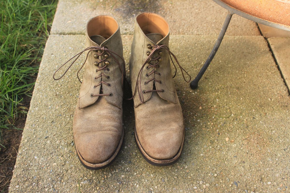Photo by patinathunderdome on November 1, 2021 of the Rider Boot Co. Dundalk in Lo Stivale Olive Reverso Calf.
