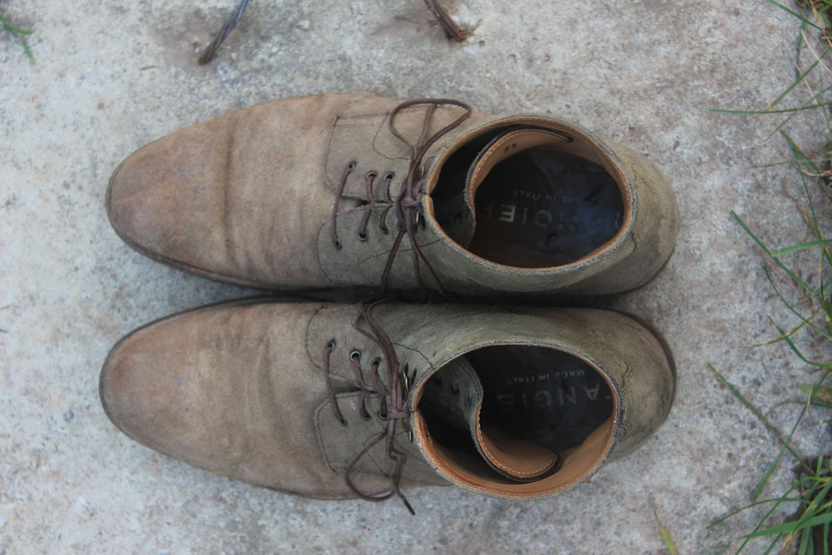 Photo by patinathunderdome on November 1, 2021 of the Rider Boot Co. Dundalk in Lo Stivale Olive Reverso Calf.