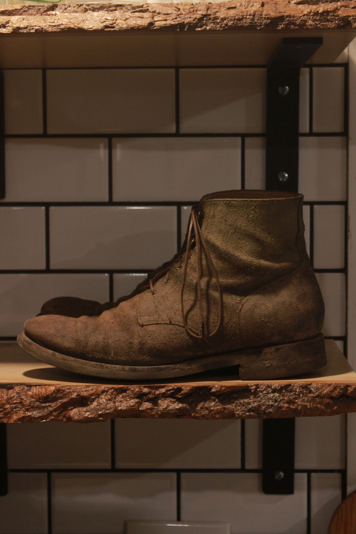 Photo by patinathunderdome on December 6, 2021 of the Rider Boot Co. Dundalk in Lo Stivale Olive Reverso Calf.