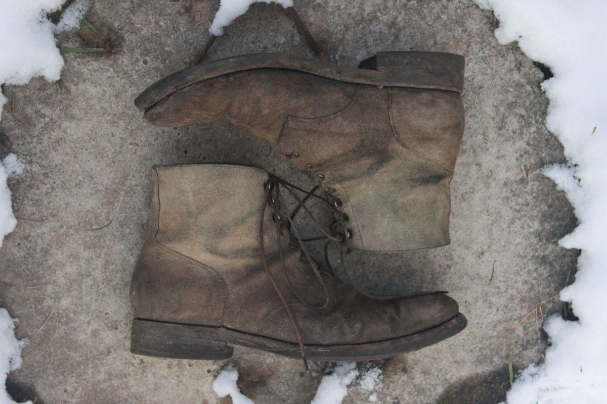 Photo by patinathunderdome on January 3, 2022 of the Rider Boot Co. Dundalk in Lo Stivale Olive Reverso Calf.
