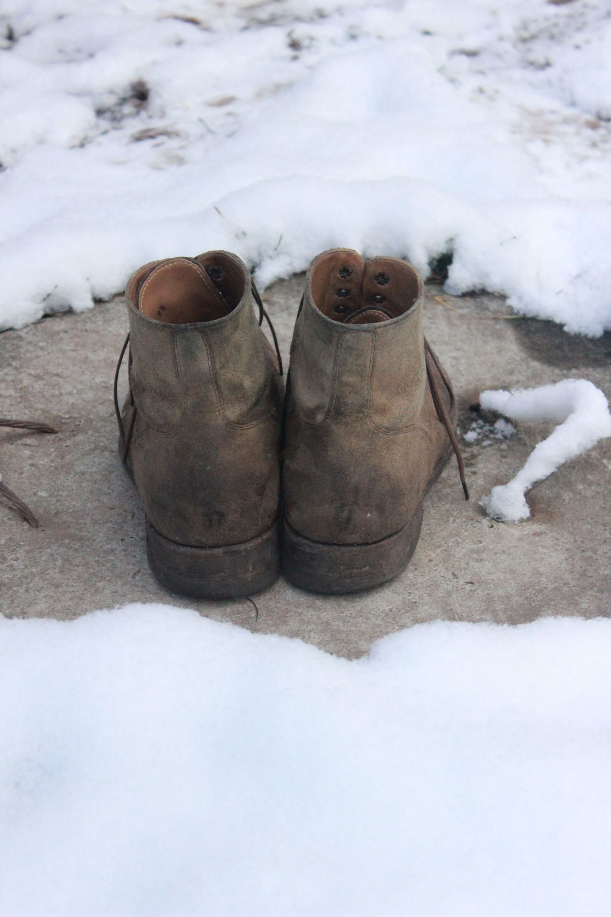 Photo by patinathunderdome on January 3, 2022 of the Rider Boot Co. Dundalk in Lo Stivale Olive Reverso Calf.