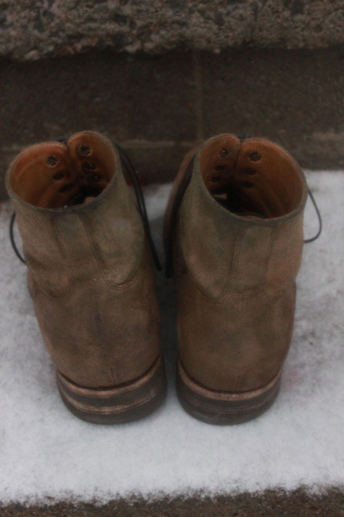 Photo by patinathunderdome on February 3, 2022 of the Rider Boot Co. Dundalk in Lo Stivale Olive Reverso Calf.