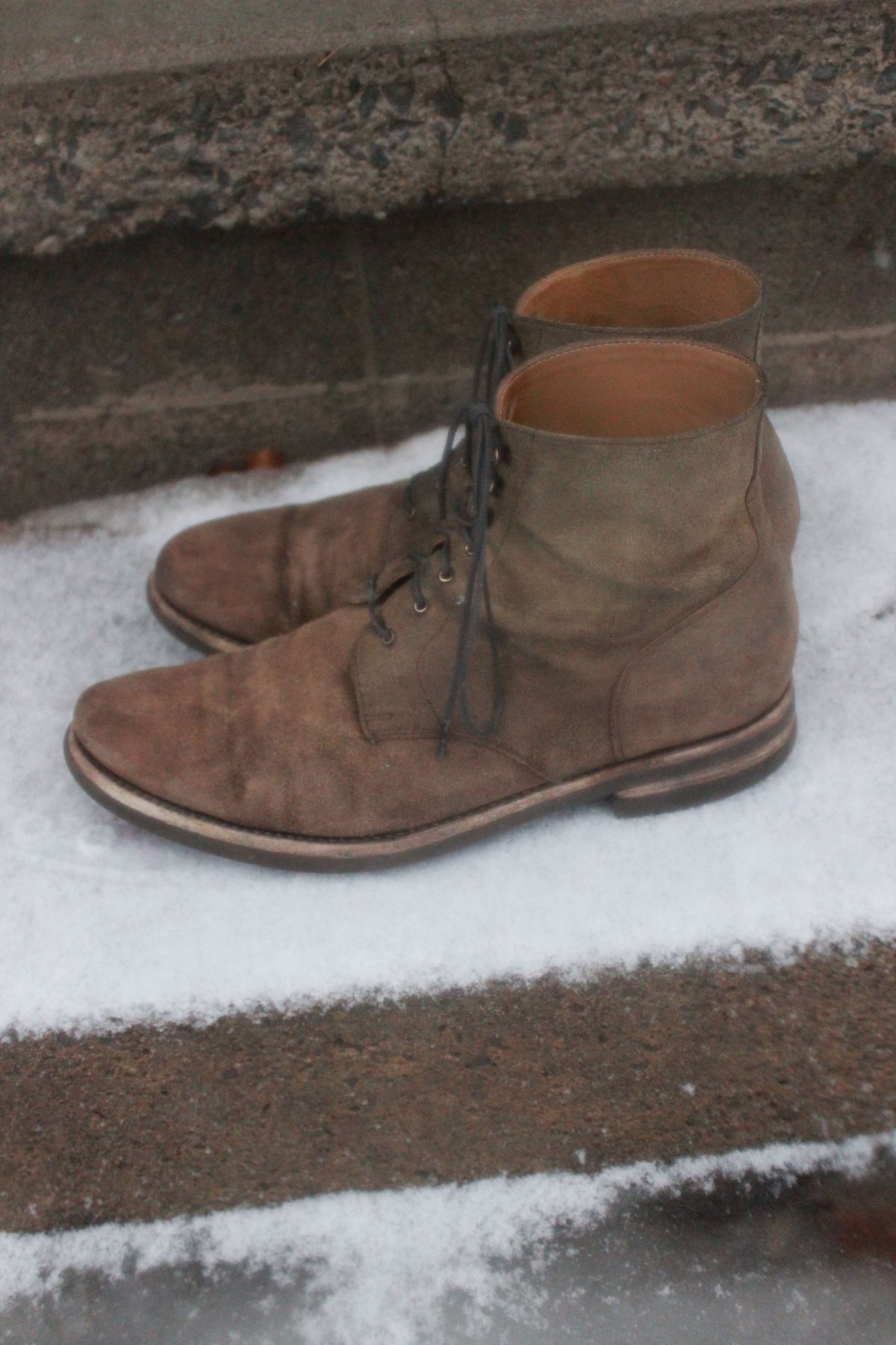 Photo by patinathunderdome on February 3, 2022 of the Rider Boot Co. Dundalk in Lo Stivale Olive Reverso Calf.