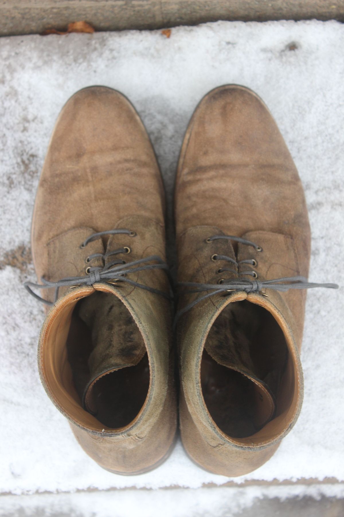 Photo by patinathunderdome on February 3, 2022 of the Rider Boot Co. Dundalk in Lo Stivale Olive Reverso Calf.