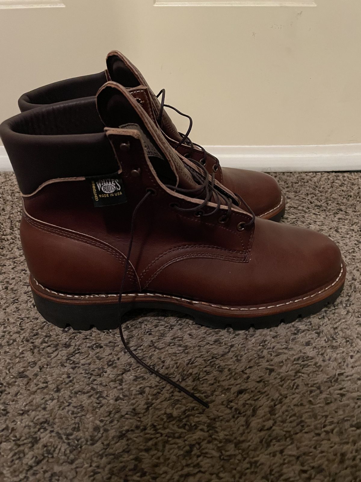 Photo by patinathunderdome on October 1, 2021 of the White's Hiker in Horween British Tan Chromexcel.