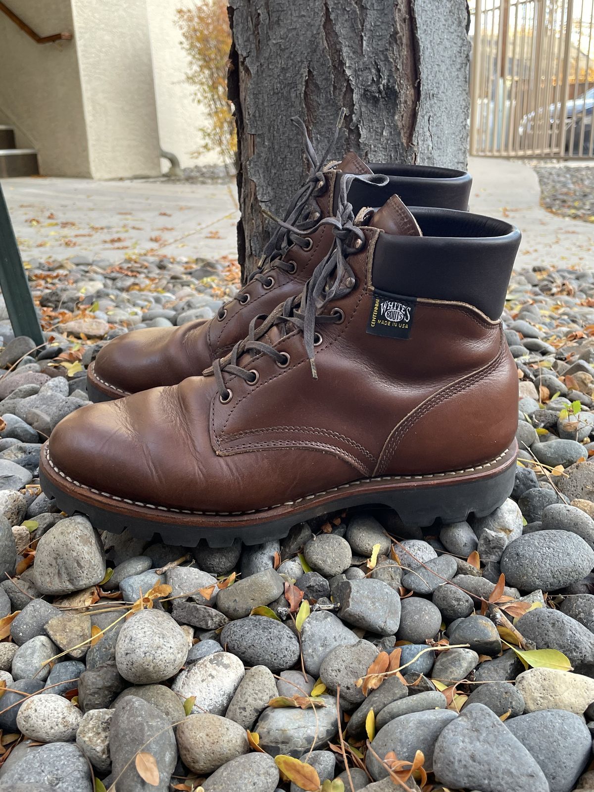 Photo by patinathunderdome on November 3, 2021 of the White's Hiker in Horween British Tan Chromexcel.