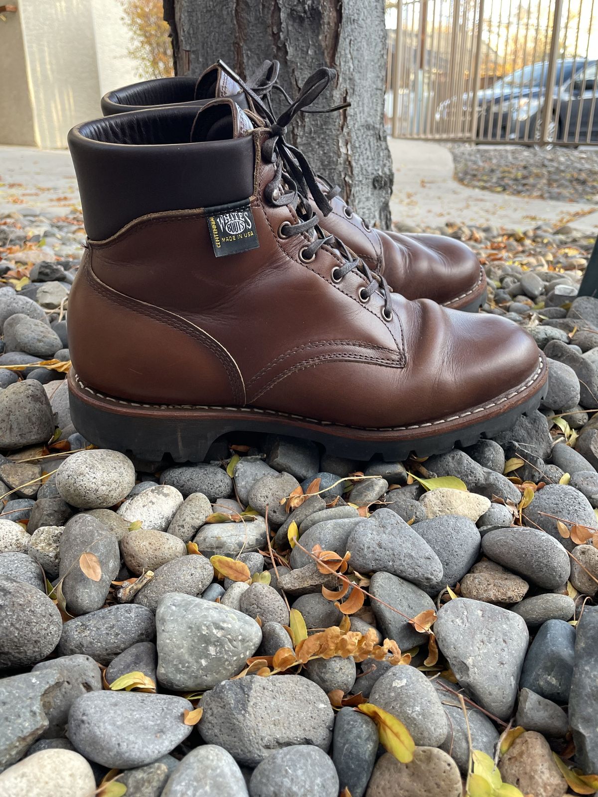 Photo by patinathunderdome on November 3, 2021 of the White's Hiker in Horween British Tan Chromexcel.