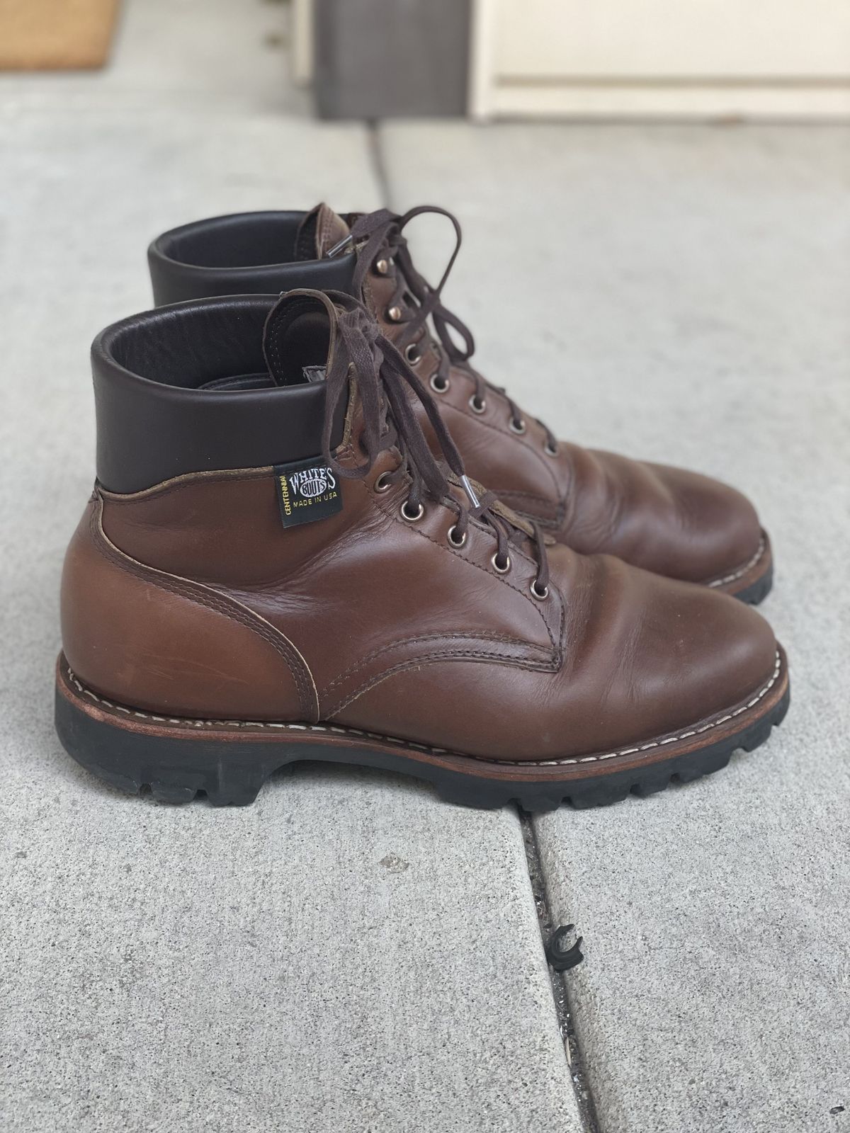 Photo by patinathunderdome on January 4, 2022 of the White's Hiker in Horween British Tan Chromexcel.