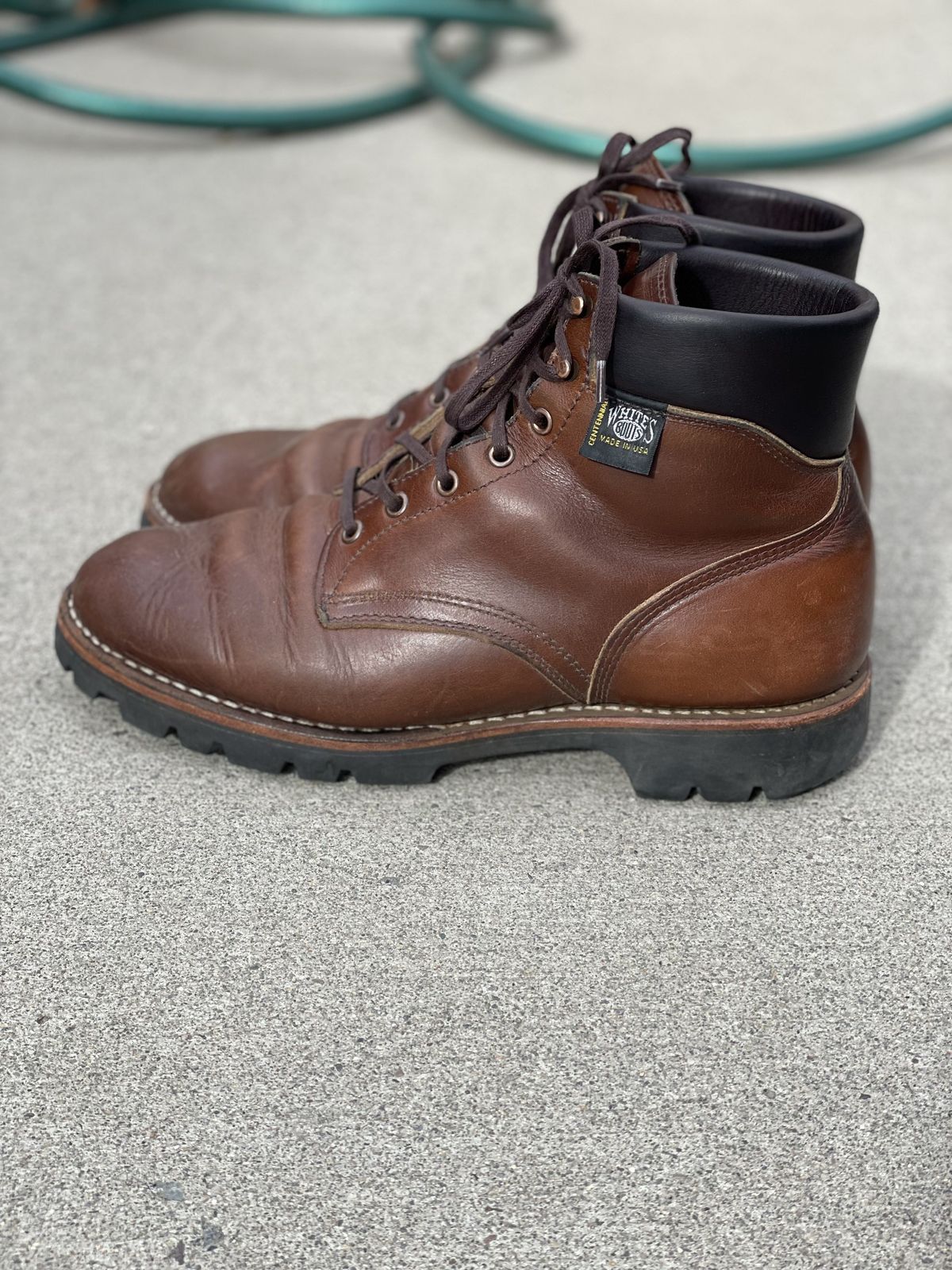 Photo by patinathunderdome on April 4, 2022 of the White's Hiker in Horween British Tan Chromexcel.