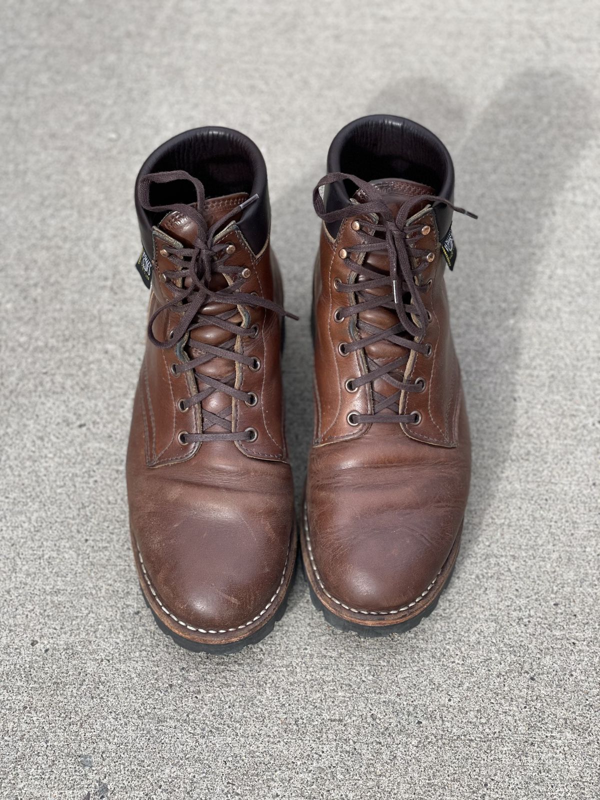 Photo by patinathunderdome on April 4, 2022 of the White's Hiker in Horween British Tan Chromexcel.