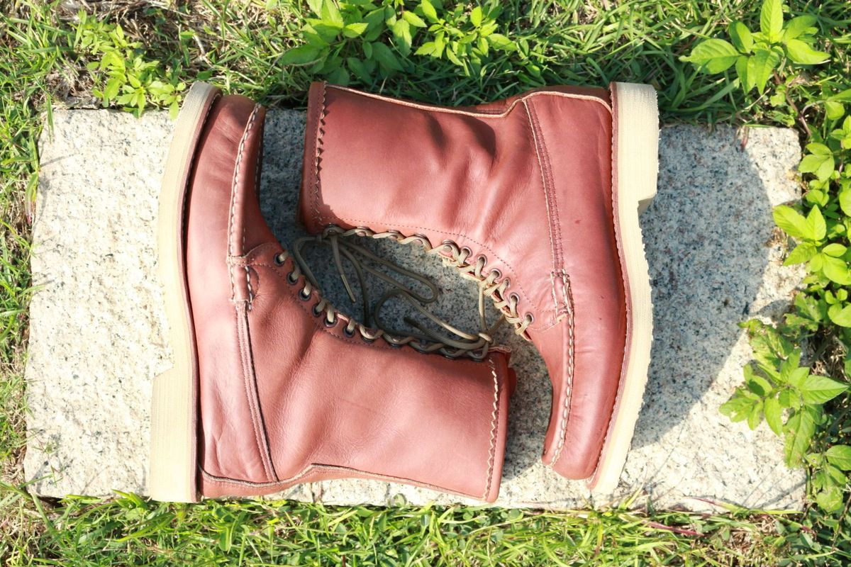 Photo by patinathunderdome on November 5, 2021 of the Russell Moccasin Co. Bird Shooter in Brown Oil Tan.