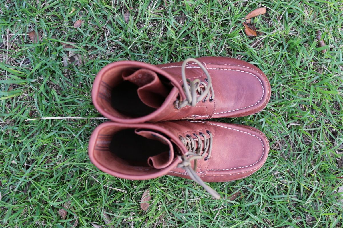 Photo by patinathunderdome on December 5, 2021 of the Russell Moccasin Co. Bird Shooter in Brown Oil Tan.