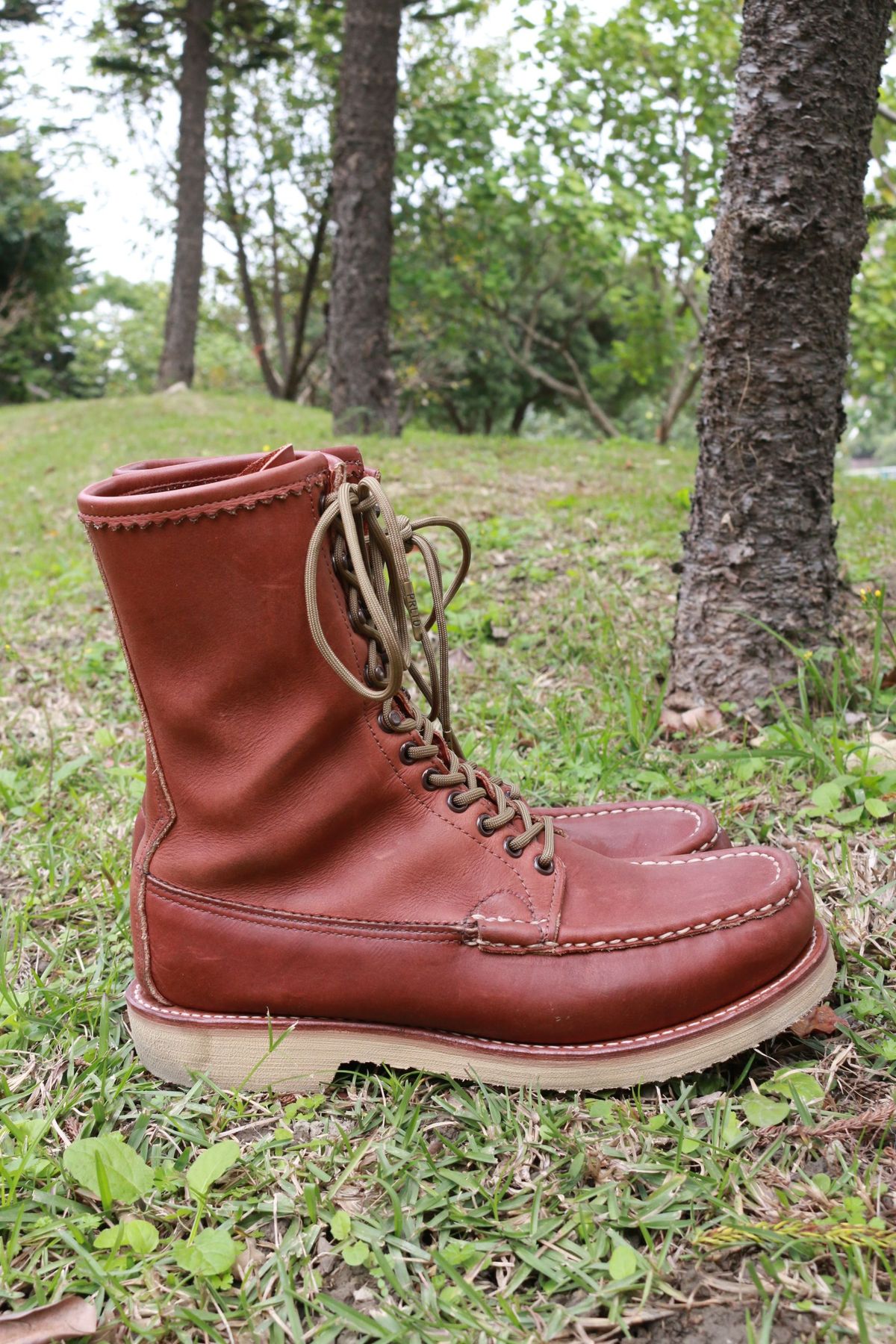 Photo by patinathunderdome on January 4, 2022 of the Russell Moccasin Co. Bird Shooter in Brown Oil Tan.