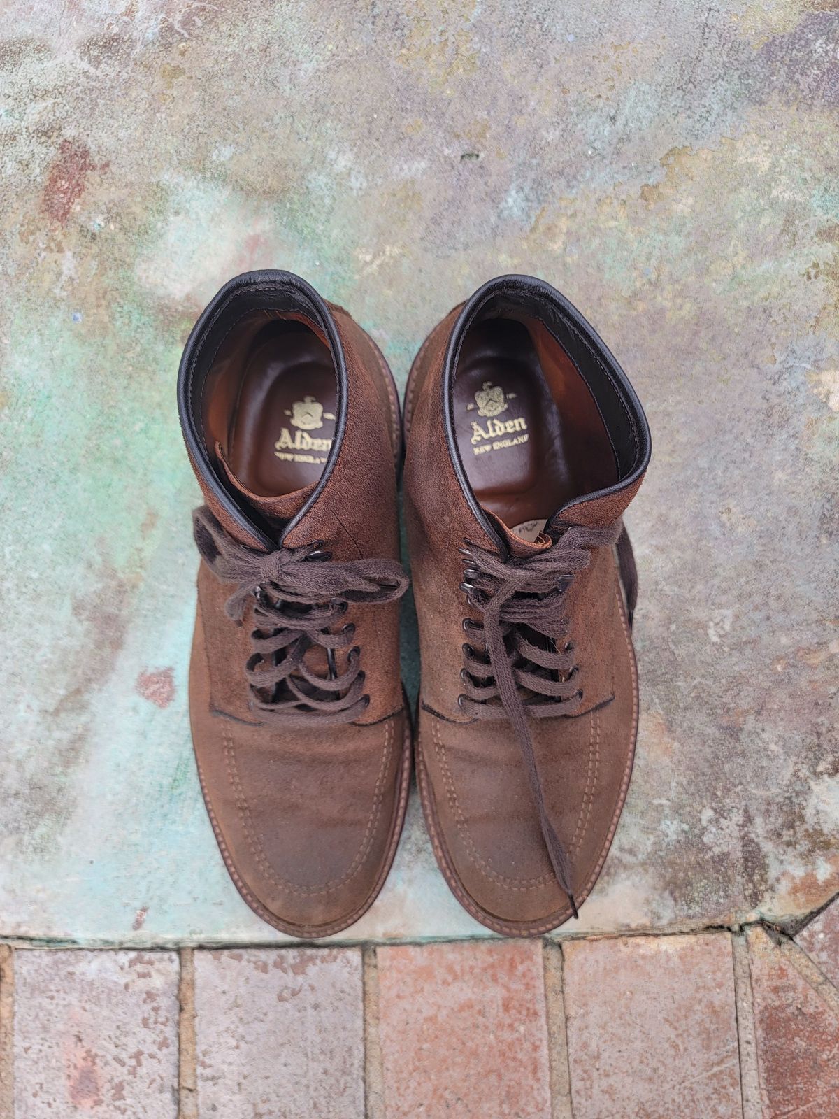 Photo by patinathunderdome on November 1, 2021 of the Alden Indy Boot in Horween Tobacco Chamois Roughout.