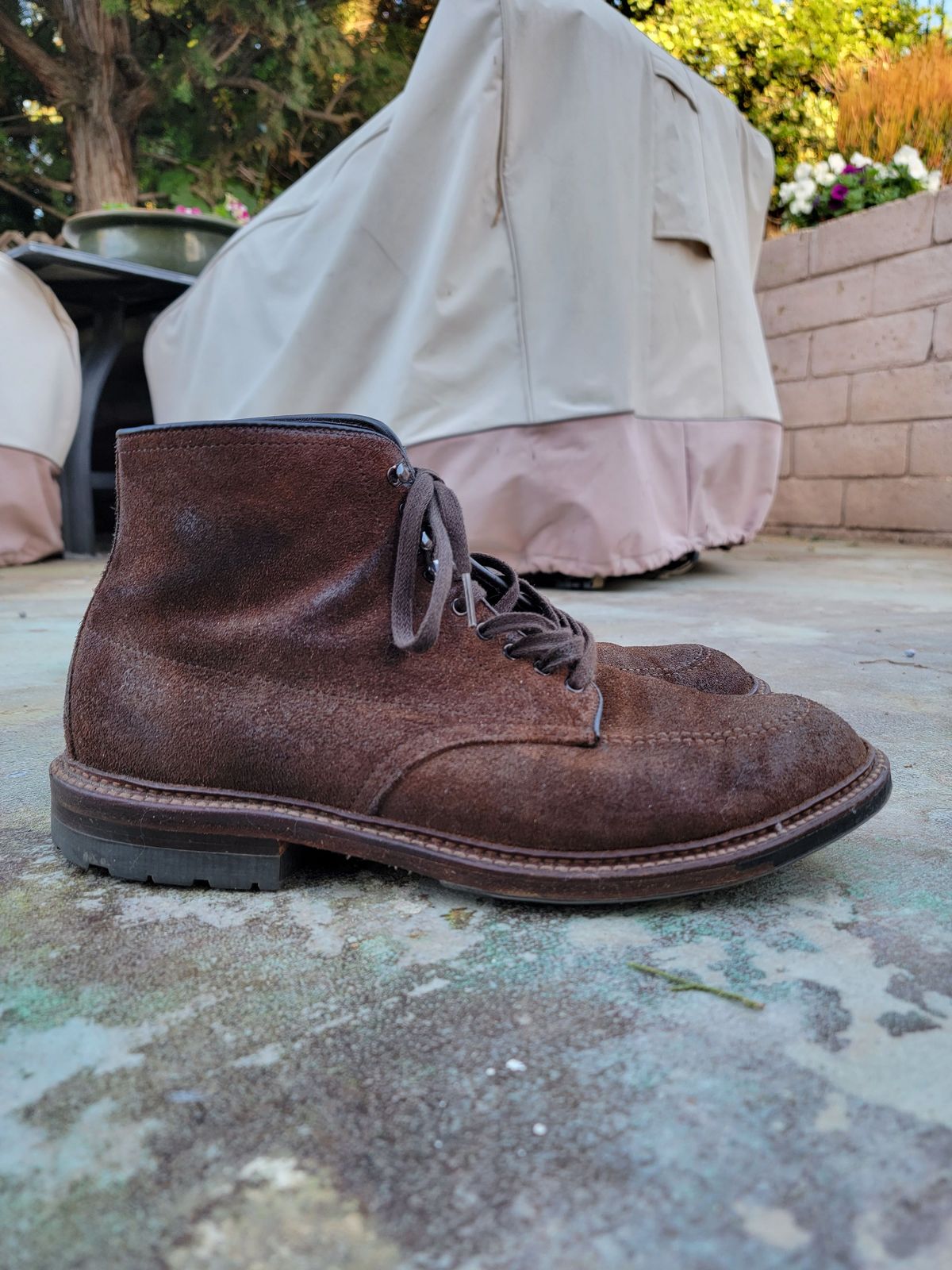 Photo by patinathunderdome on April 5, 2022 of the Alden Indy Boot in Horween Tobacco Chamois Roughout.