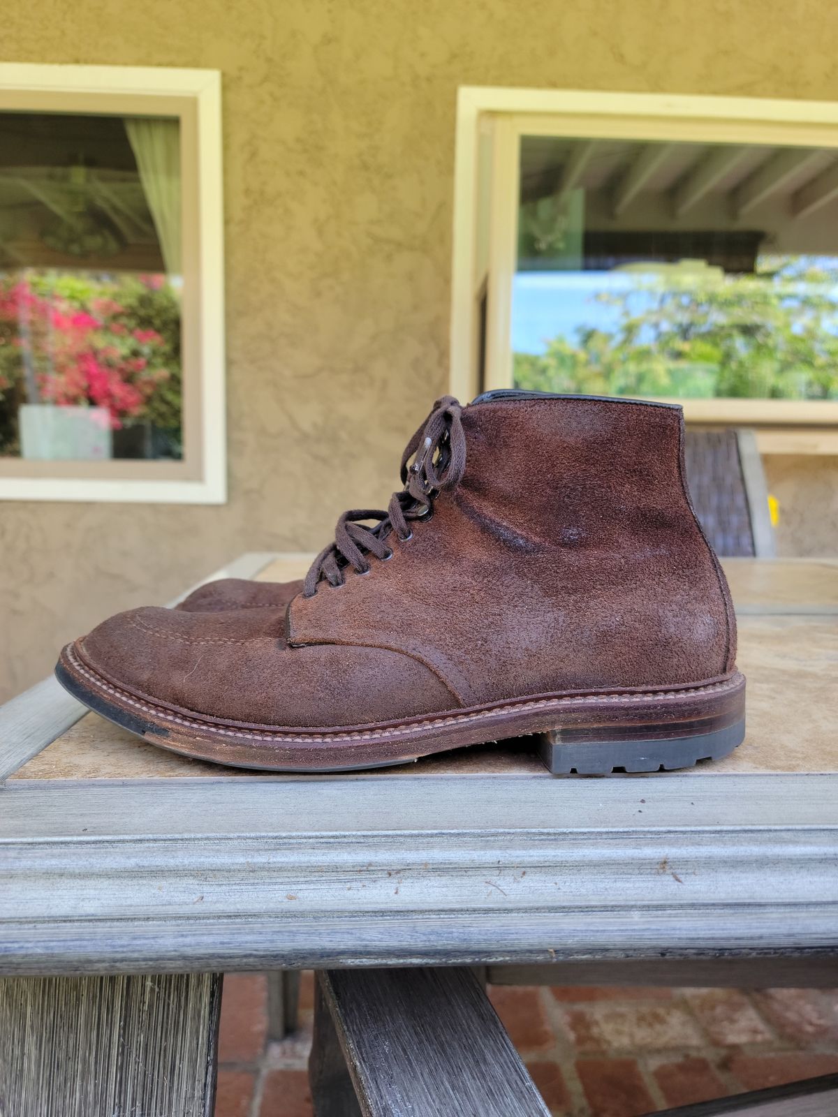 Photo by patinathunderdome on May 6, 2022 of the Alden Indy Boot in Horween Tobacco Chamois Roughout.