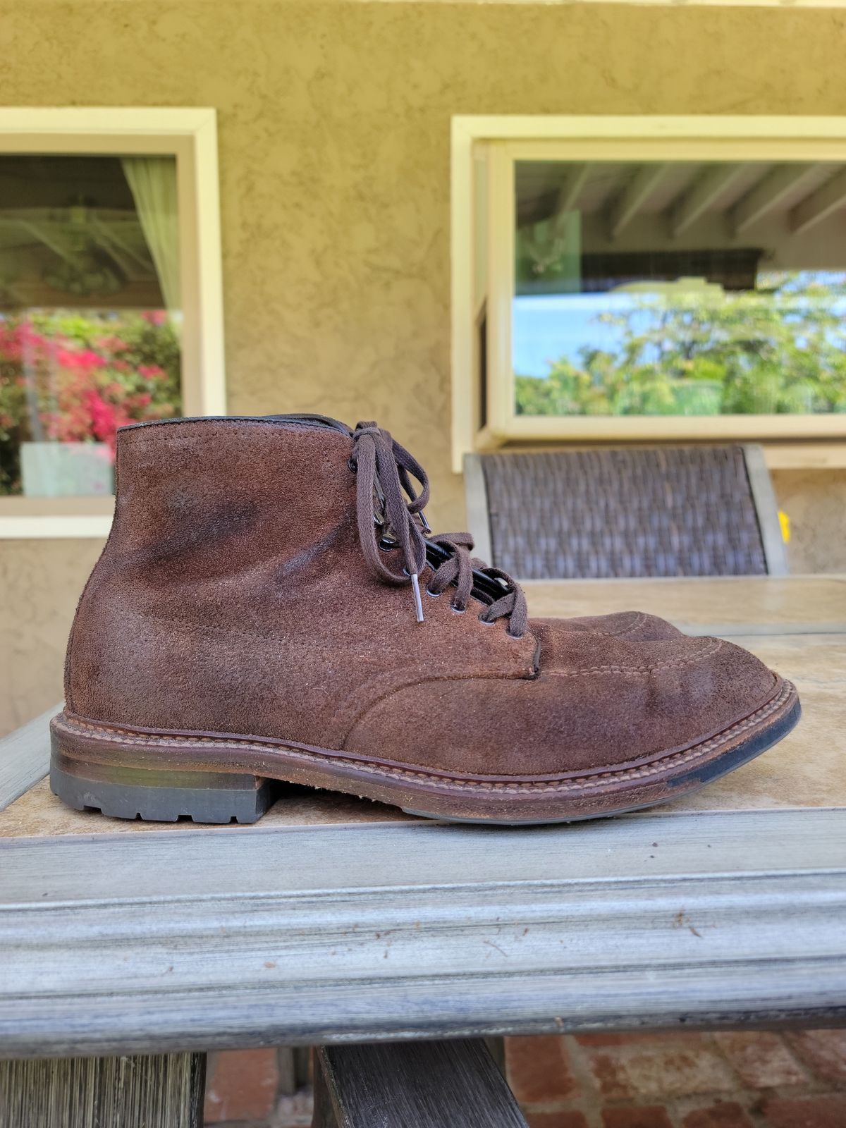 Photo by patinathunderdome on May 6, 2022 of the Alden Indy Boot in Horween Tobacco Chamois Roughout.