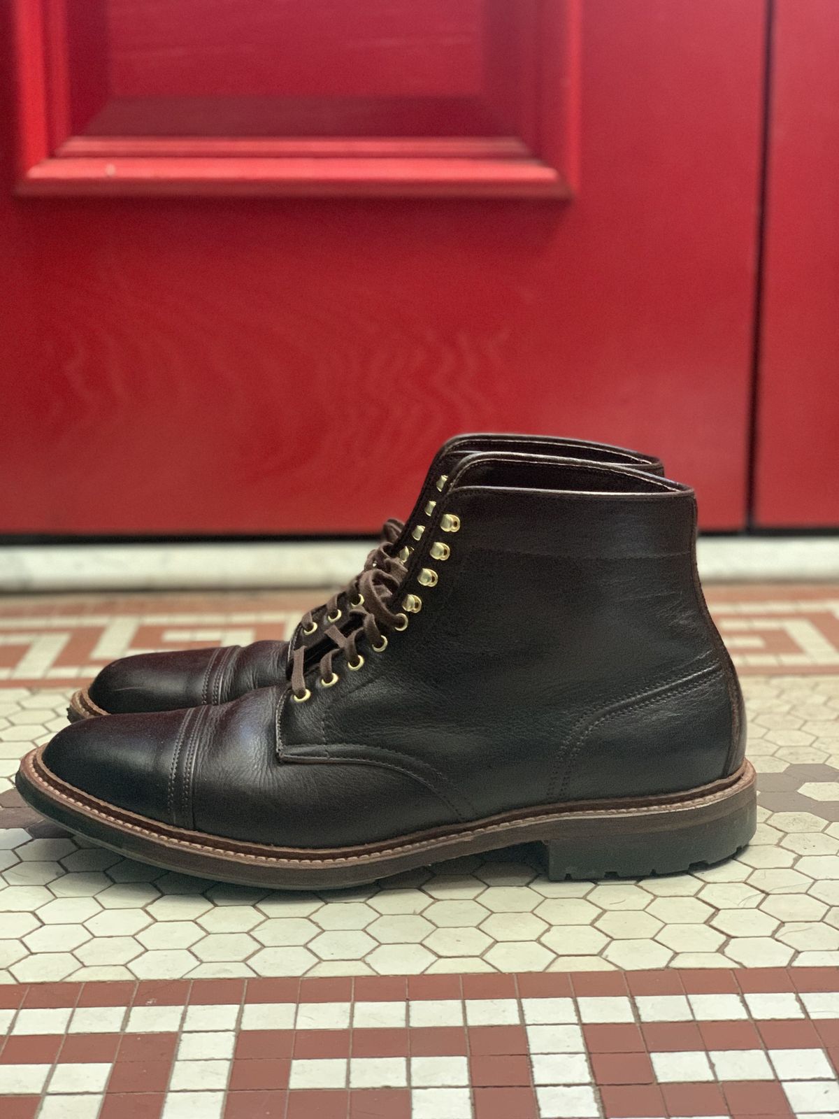 Photo by patinathunderdome on November 5, 2021 of the Alden x Stitchdown Stitchup 2.0 in Horween Arabica Lux Calfskin.