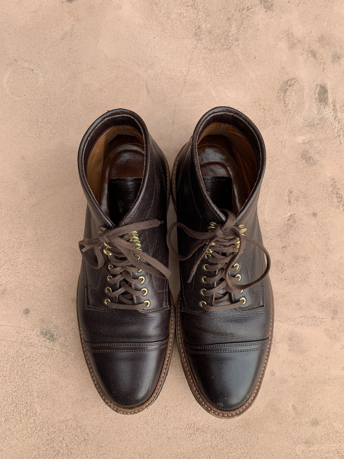 Photo by patinathunderdome on December 6, 2021 of the Alden x Stitchdown Stitchup 2.0 in Horween Arabica Lux Calfskin.