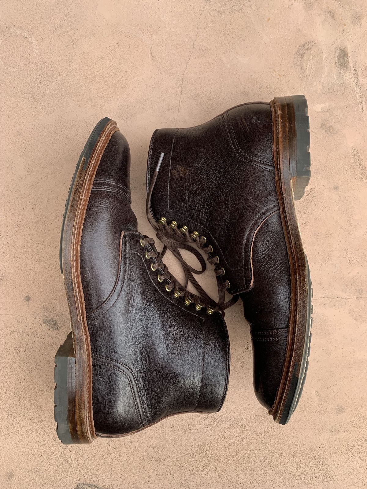 Photo by patinathunderdome on December 6, 2021 of the Alden x Stitchdown Stitchup 2.0 in Horween Arabica Lux Calfskin.