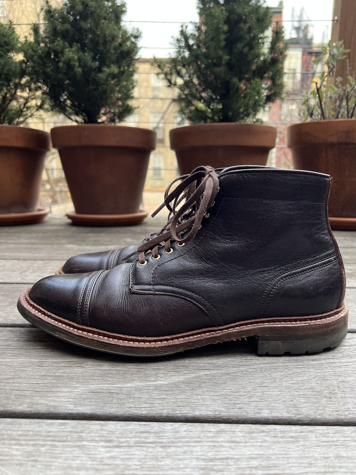 Photo by patinathunderdome on April 5, 2022 of the Alden x Stitchdown Stitchup 2.0 in Horween Arabica Lux Calfskin.