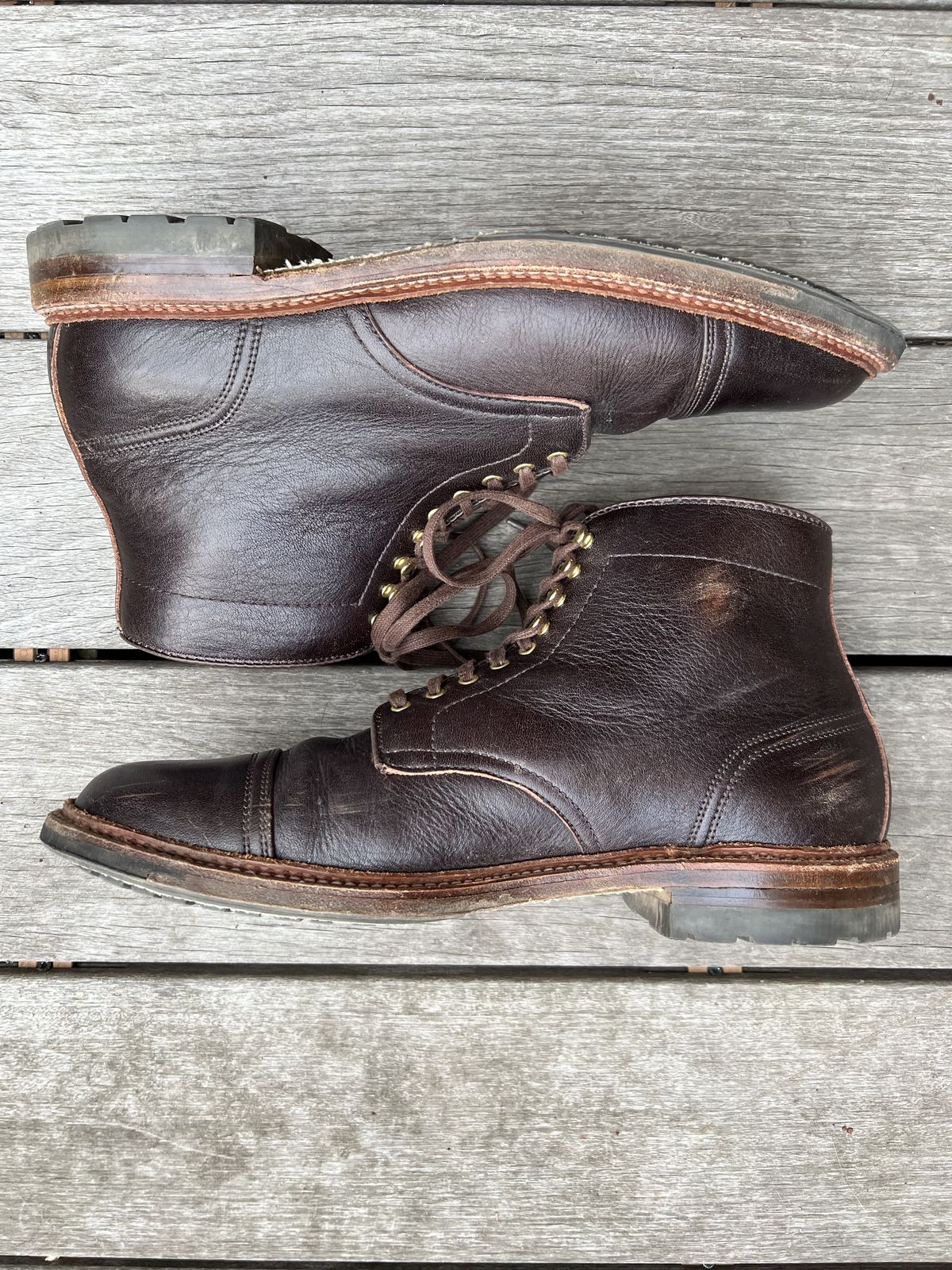 Photo by patinathunderdome on April 5, 2022 of the Alden x Stitchdown Stitchup 2.0 in Horween Arabica Lux Calfskin.